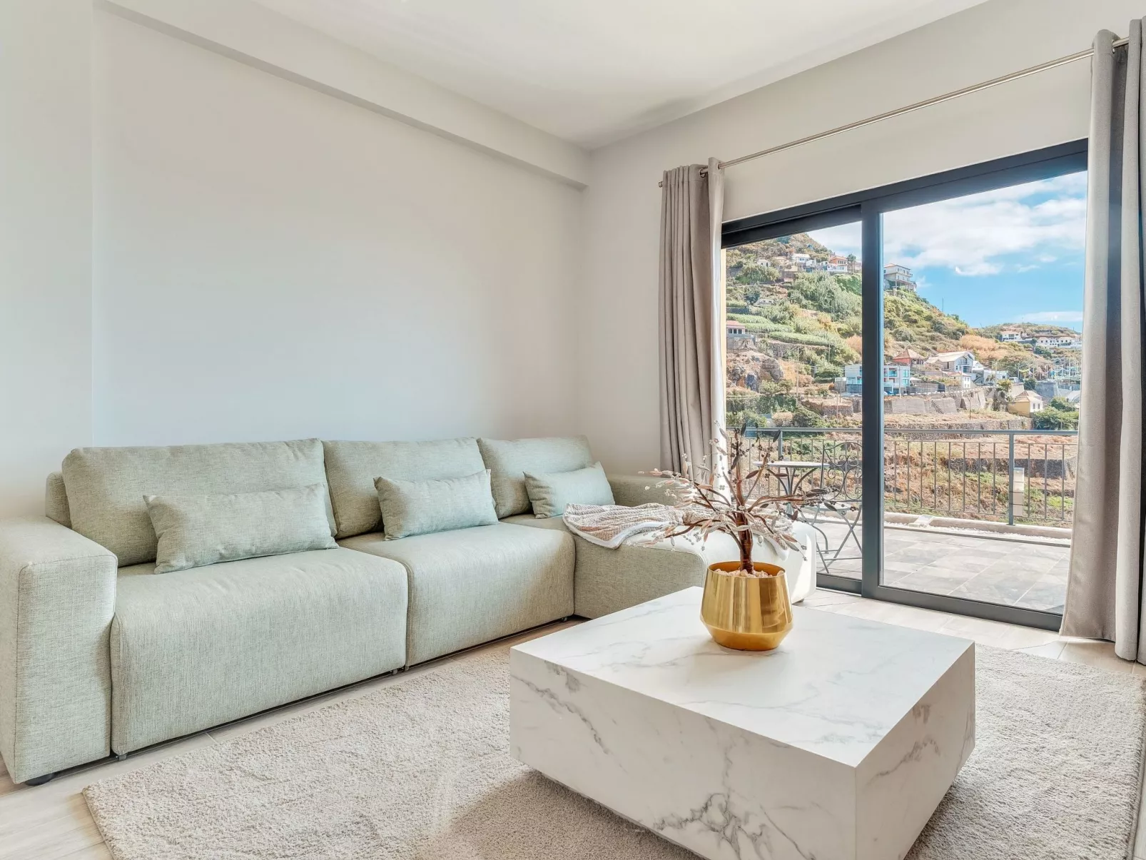 "Träume auf der Insel III"-Binnen