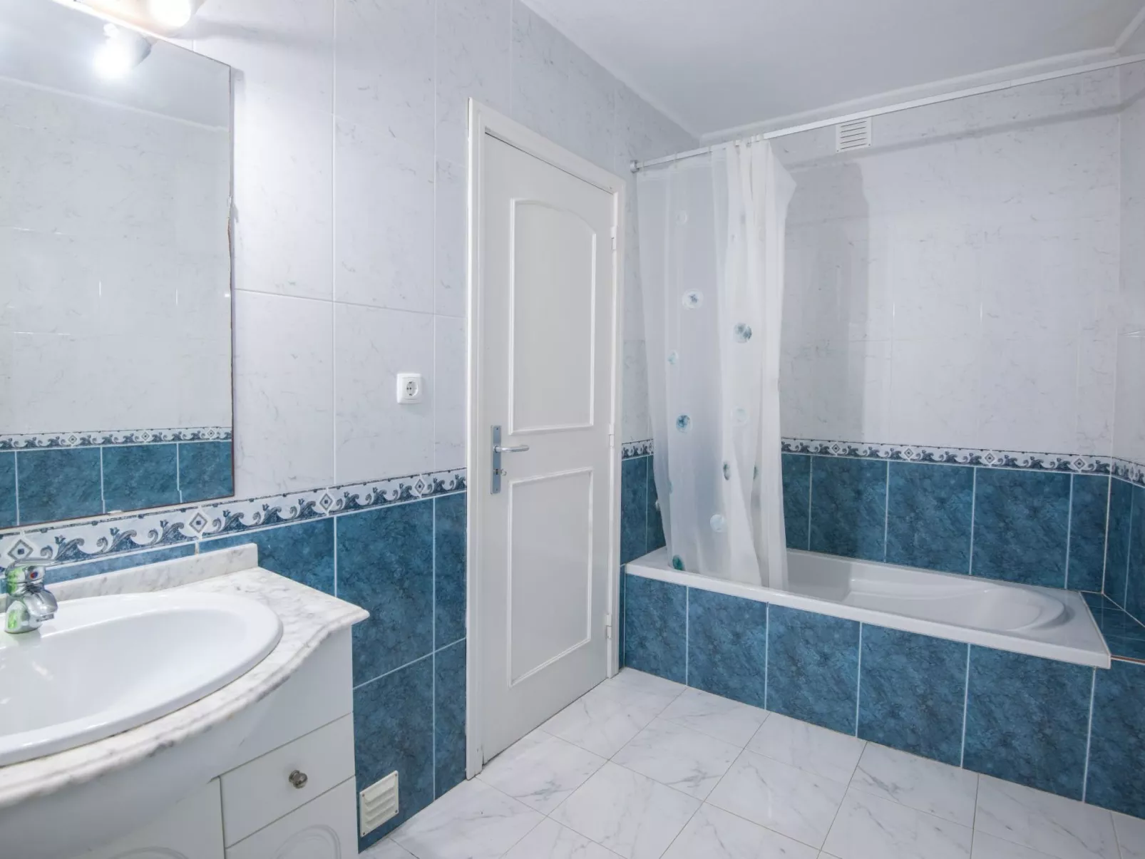 Villa das Palmeiras mit großem Schwimmbad-Binnen