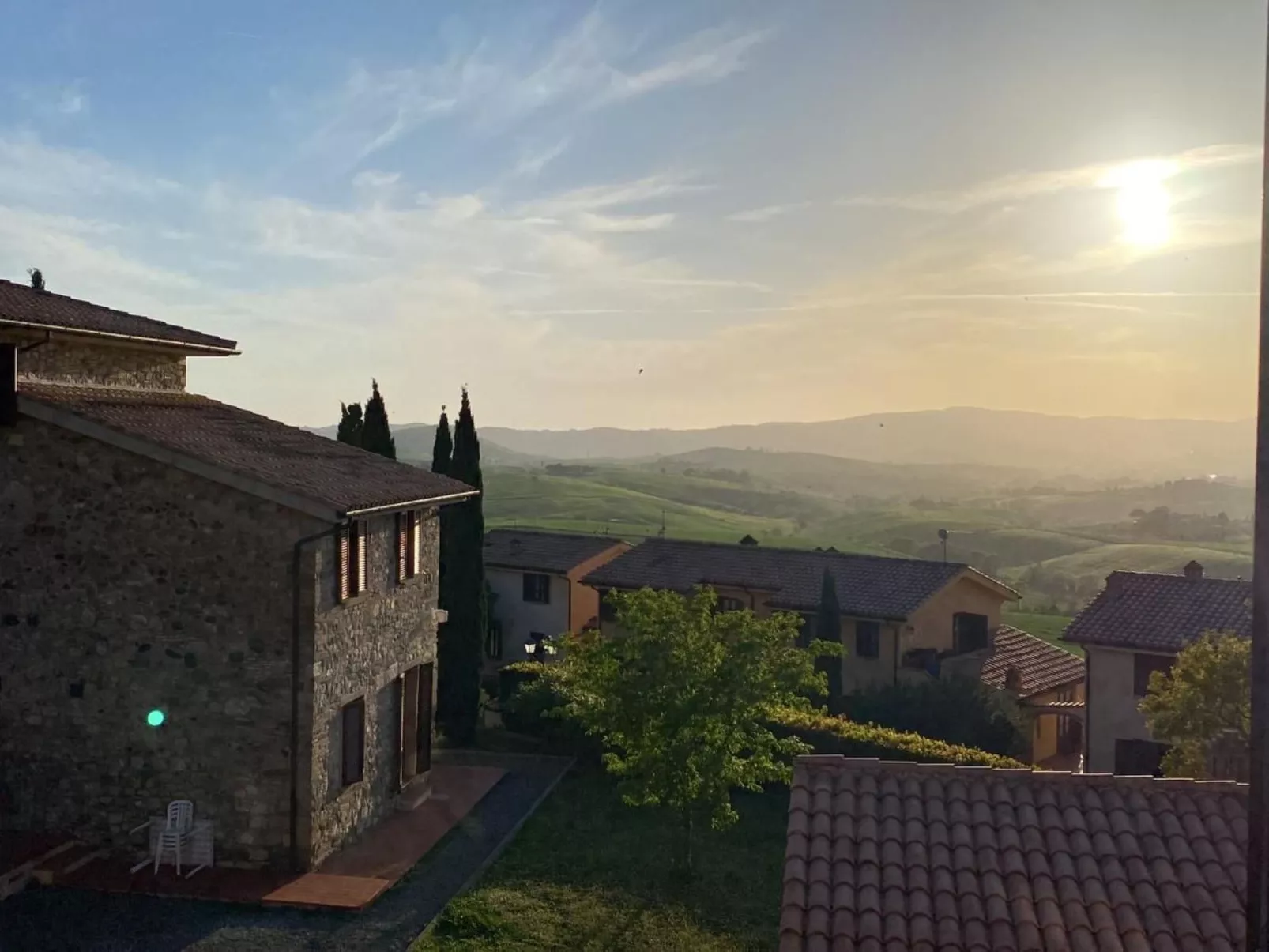 Mit Gemeinschaftspool-Buiten