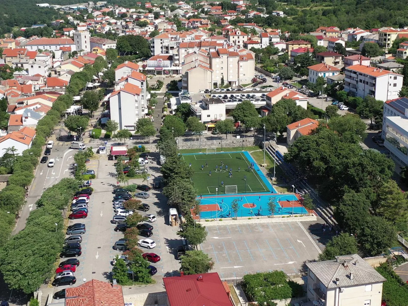 Meerblick-Wohneinheit  8 Personen am Zentrumsrand-Buiten