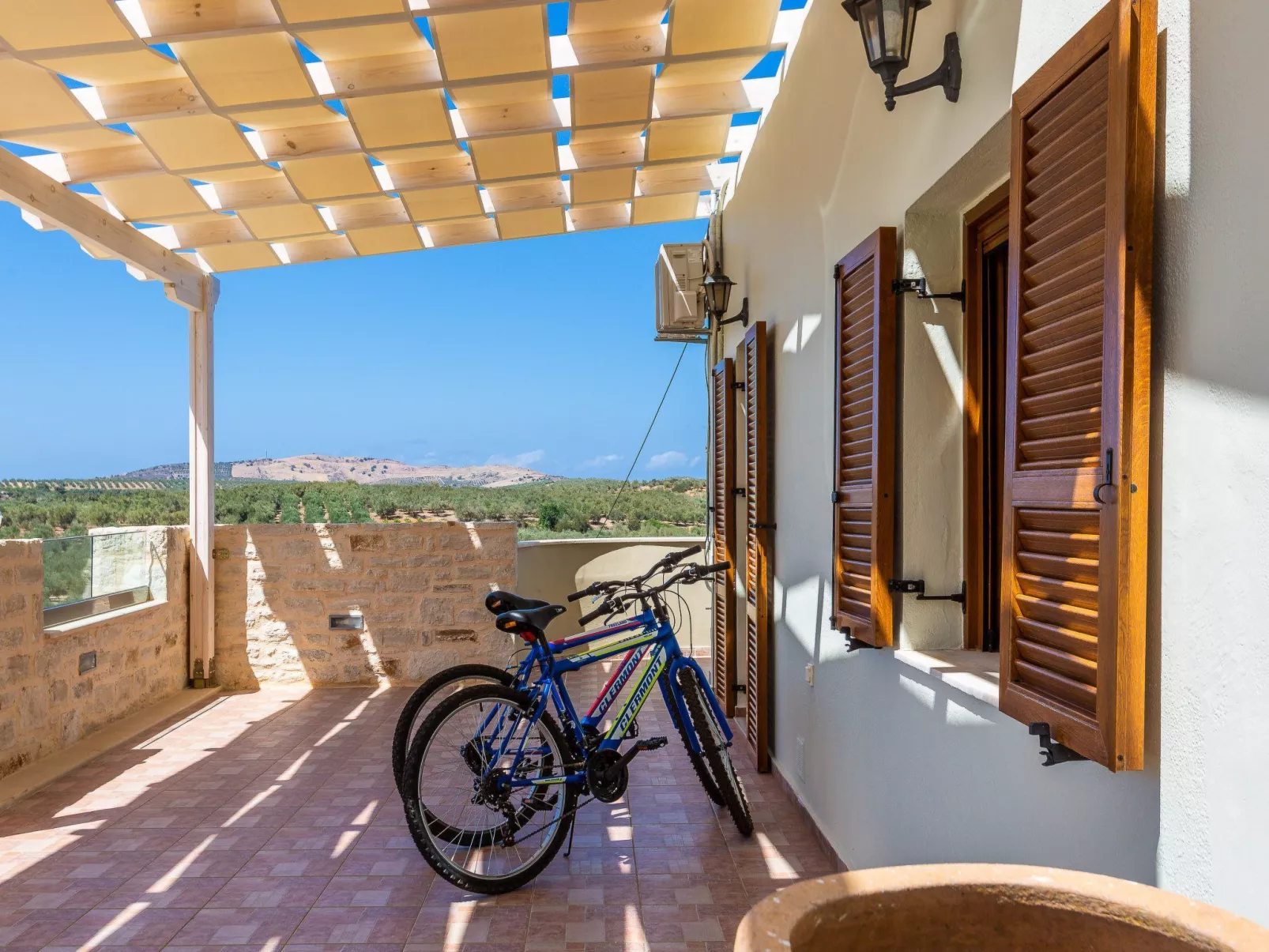 "Kampos Villa III"-Buiten