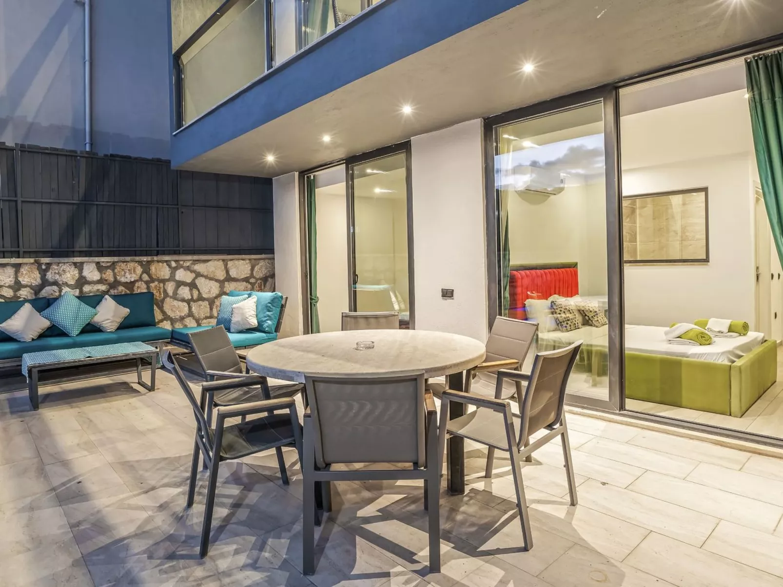 Villa in Kalkan nähe Zentrum und Meer für 8 P.-Binnen