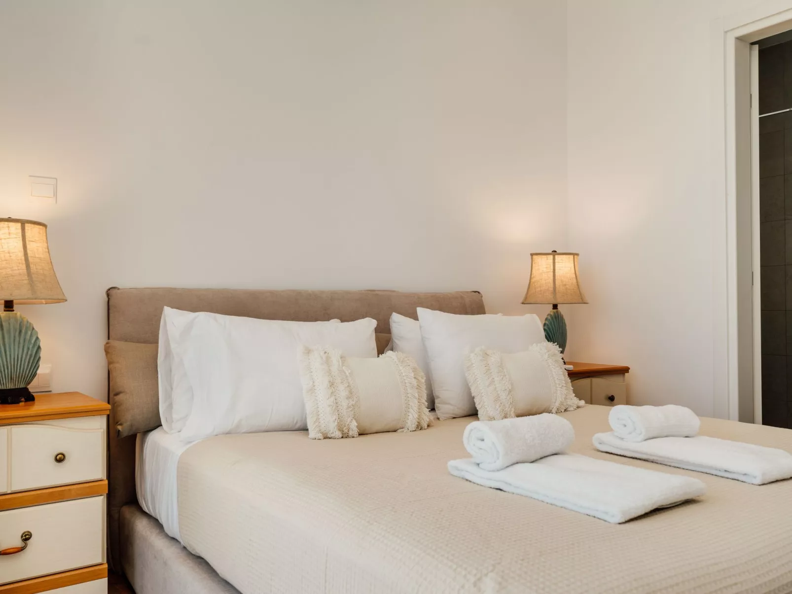 "Hercules 41" mit privatem Parkplatz-Binnen