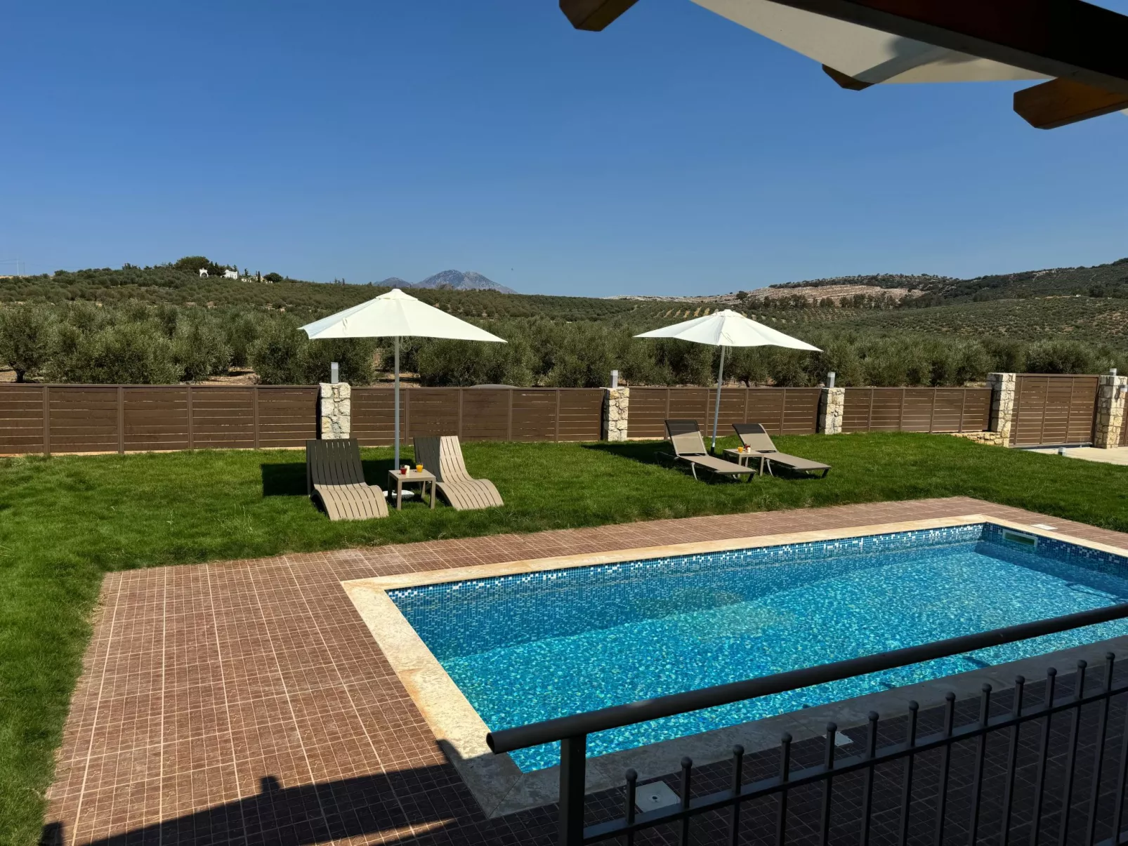 "Panor Villas" mit eigenem Pool-Image-tags.info