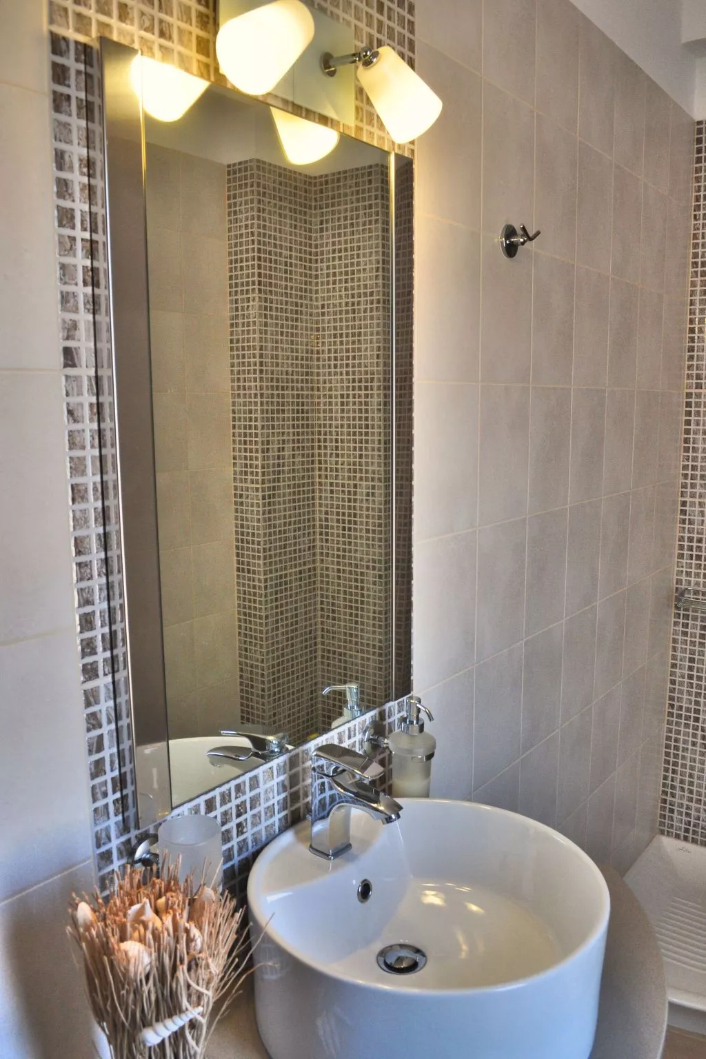 "Villa Pounentes" mit privatem Pool-Binnen