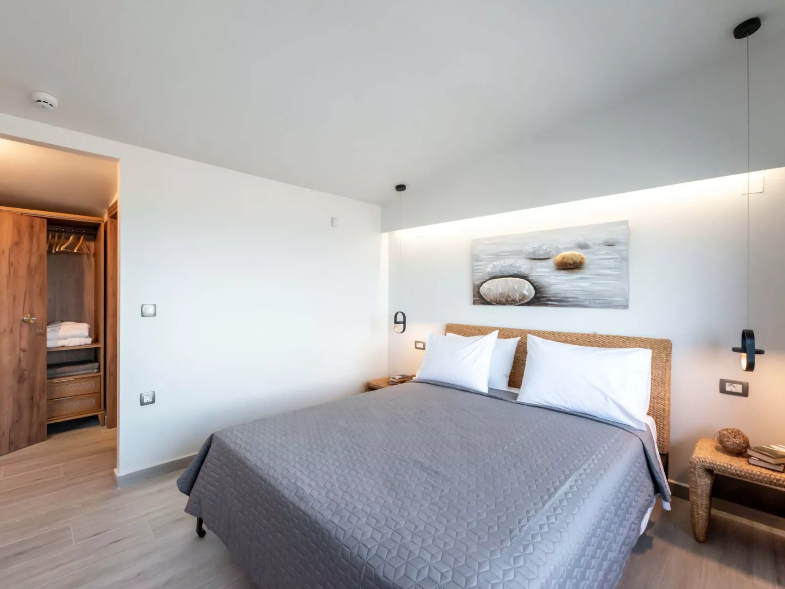 Villa Solis -100m zum Meer und ''Free'' Beheizter Pool-Image-tags.info