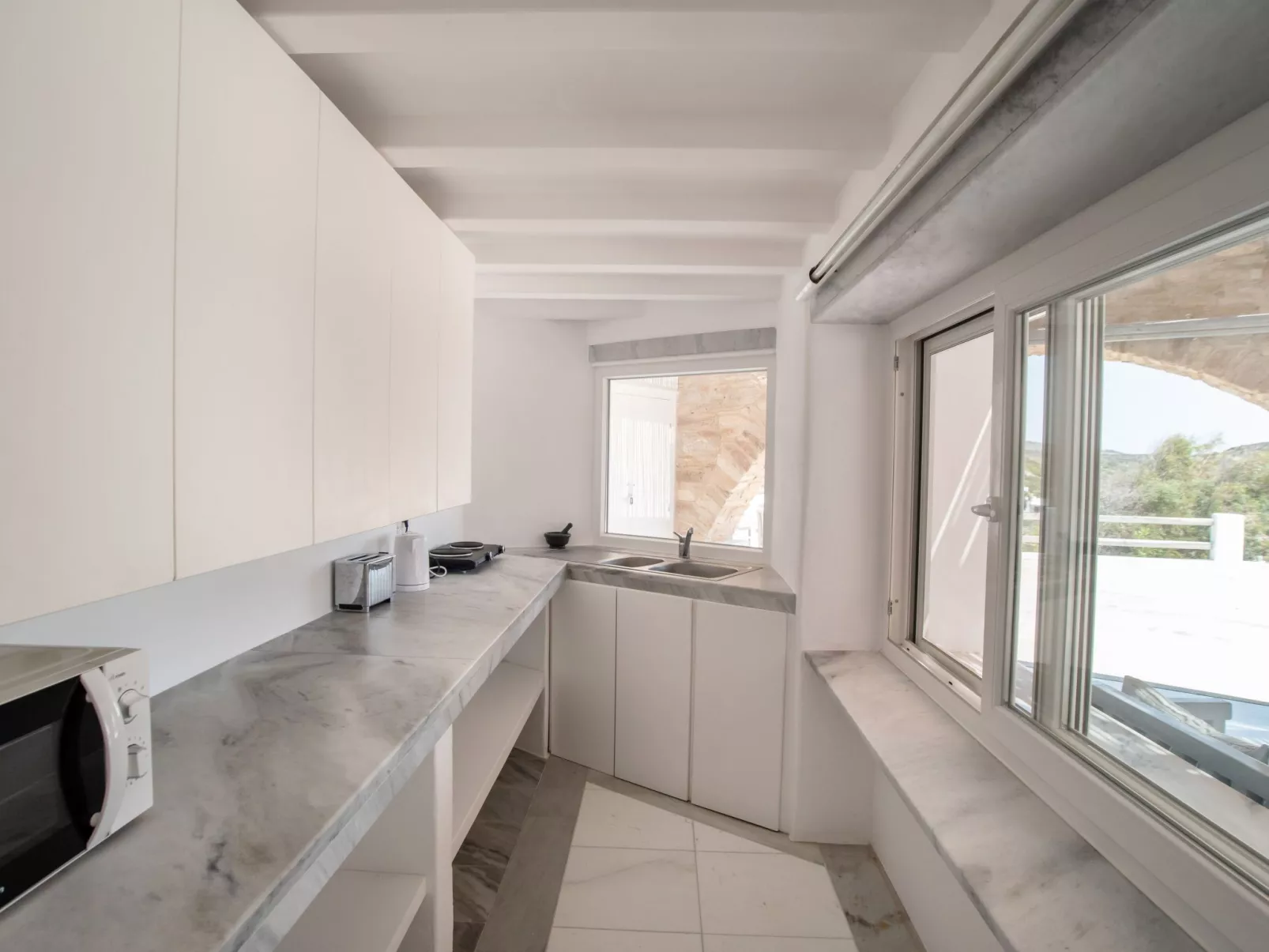 Die Villa und das Atelier des Bildhauers - Binnen