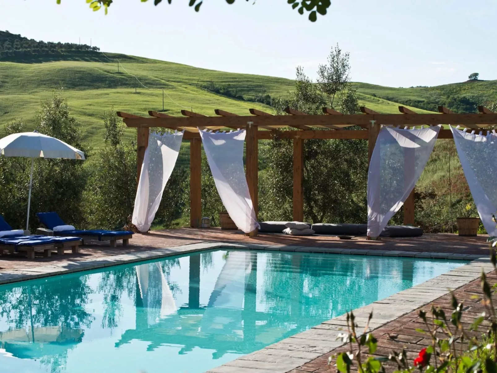 Narciso' Wohnung mit Gemeinschaftspool-Buiten