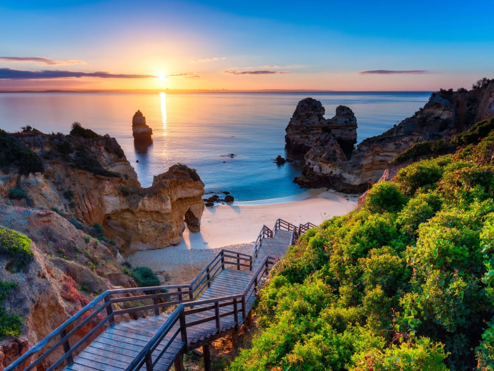 Wohnung mit Terrasse und 2 Schwimmbecken-Image-tags.info