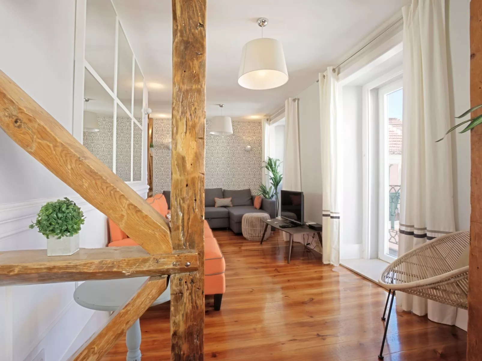 Duke-Image-tags.info