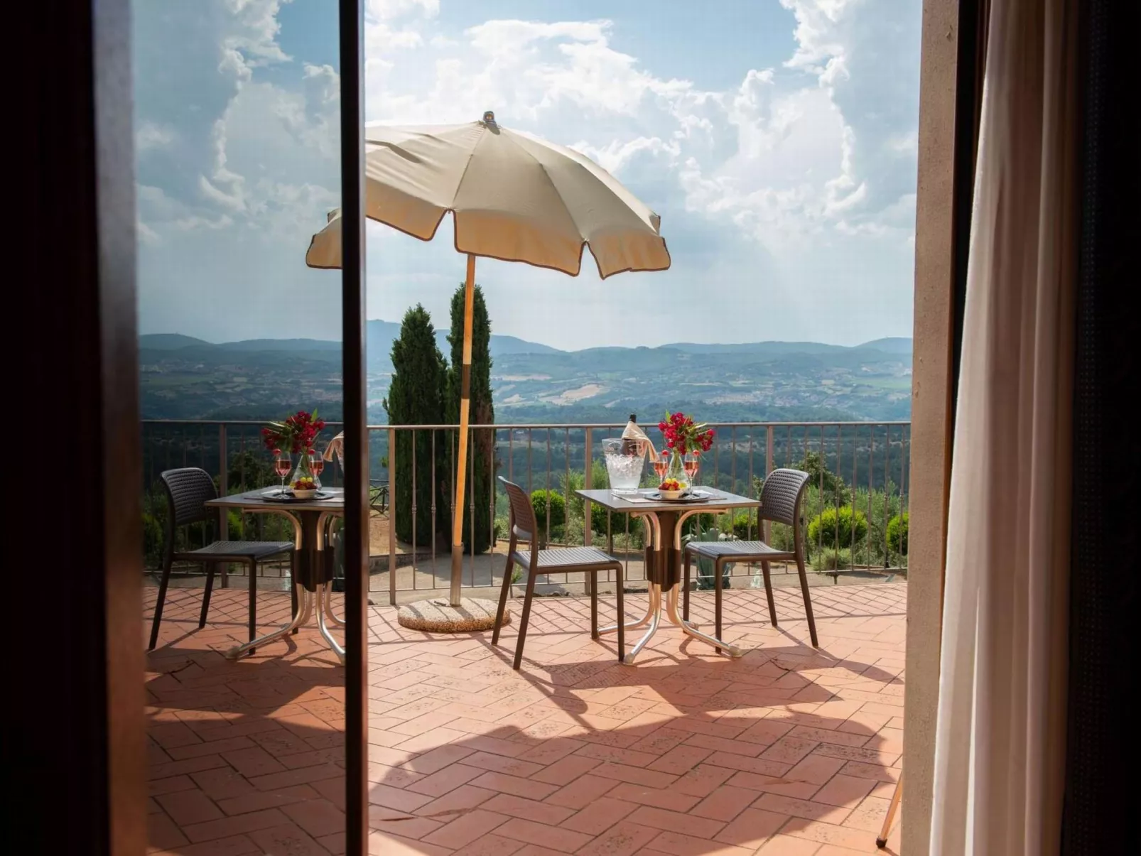 Unterkunft für 5 Personen, auf einem Bauernhof mit Schwimmbad-Image-tags.info