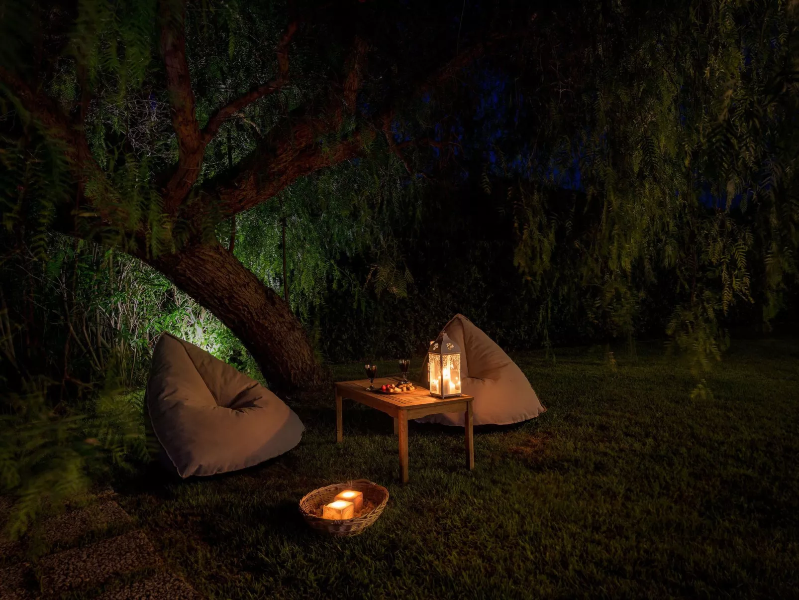 Ixian Hilltop Villa-Buiten