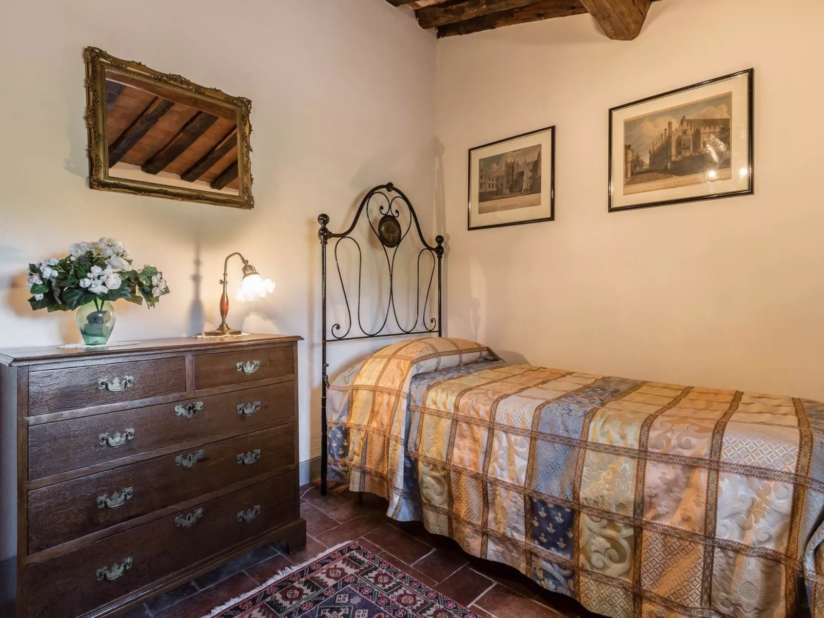 Ferienvilla "Roncovisi" mit Infinity-Pool-Image-tags.info