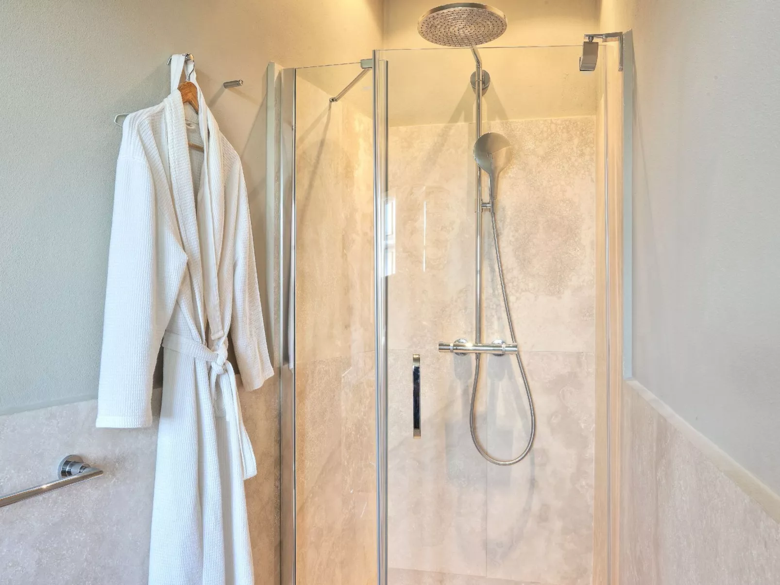 Wohnung La Loggia-Binnen