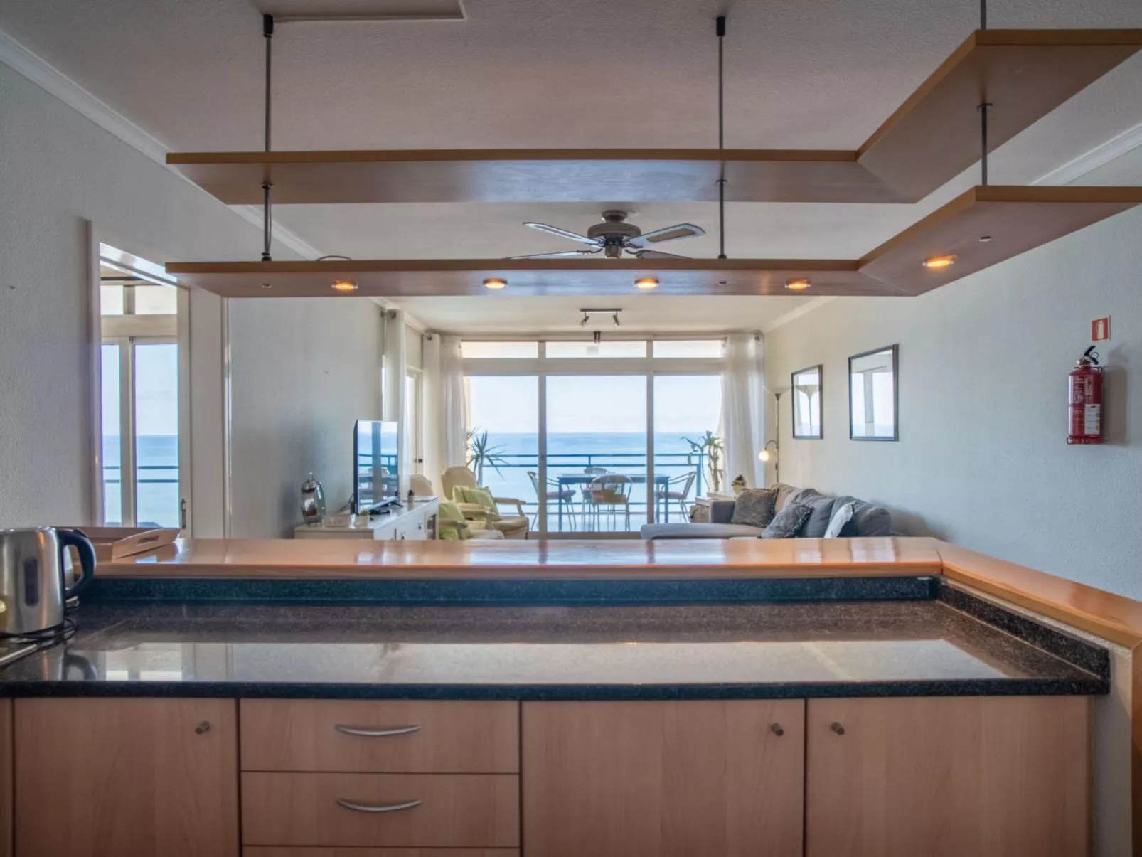 Für 4 Personen ca. 130 m&sup2; in São Martinho, Madeira (Südküste von Madeira)-Binnen