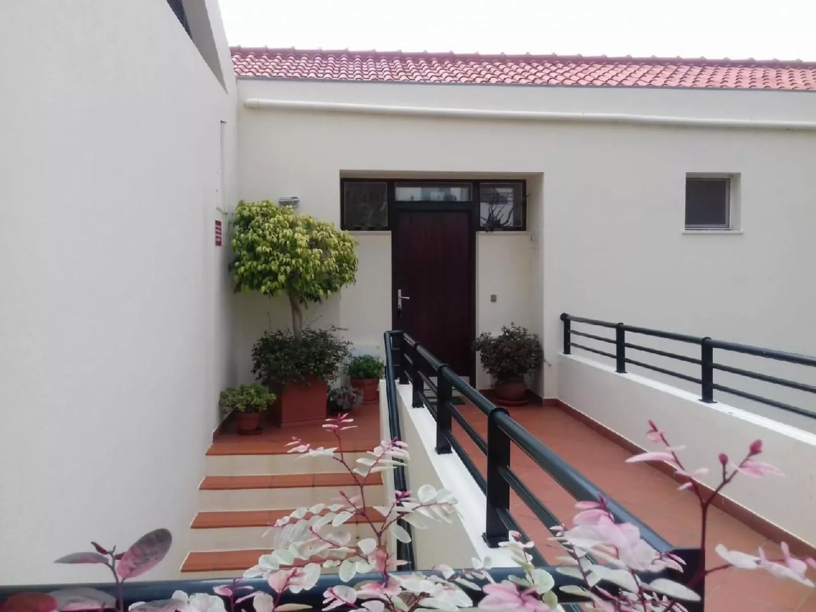 Geräumige Wohnung mit Panoramablick-Buiten