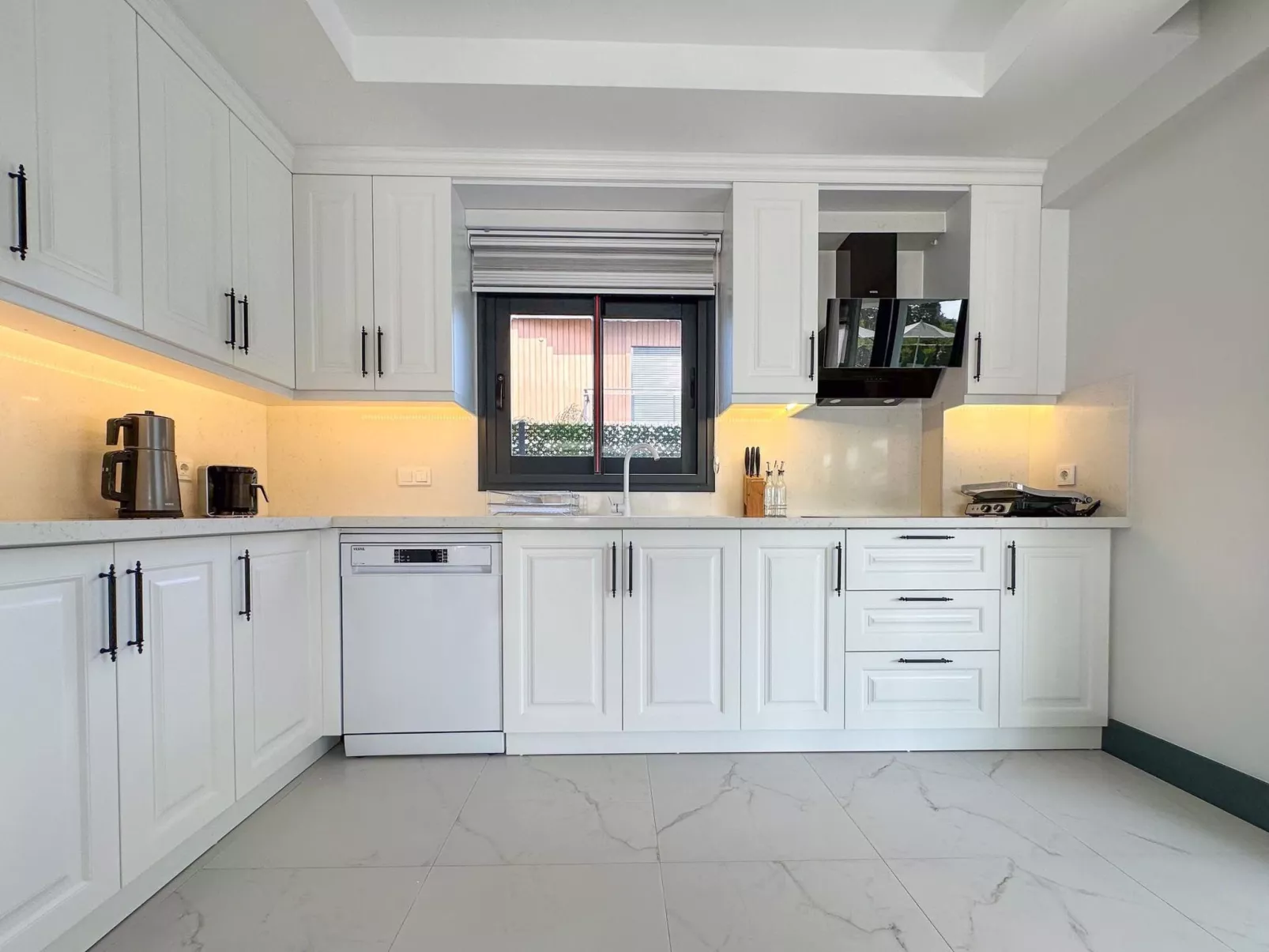 Luxuriöse Villa "Galaxy V2", 300 Meter vom Meer-Image-tags.info