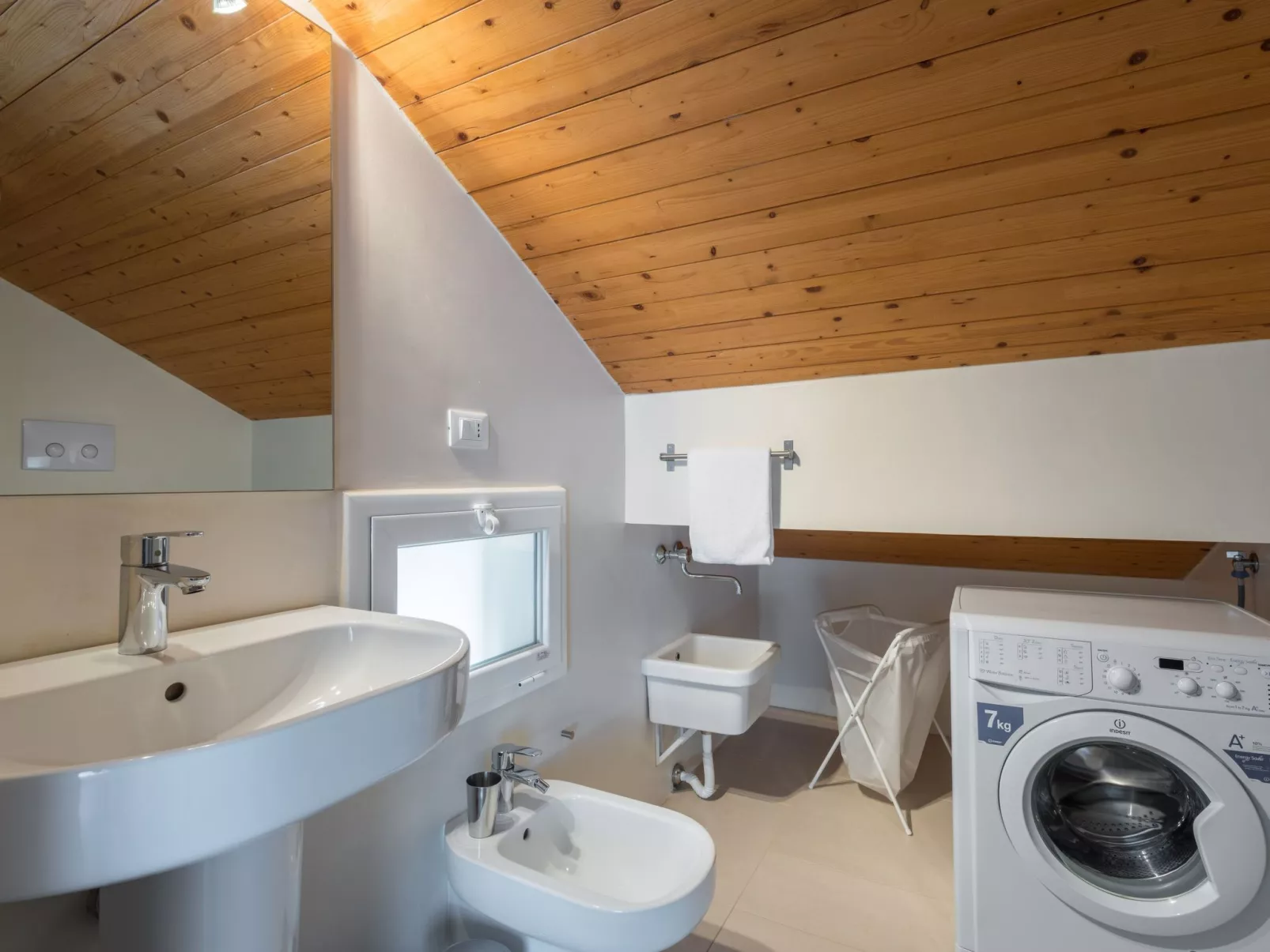 Appartamento con 1 camera da letto VISTA MARE-Image-tags.info