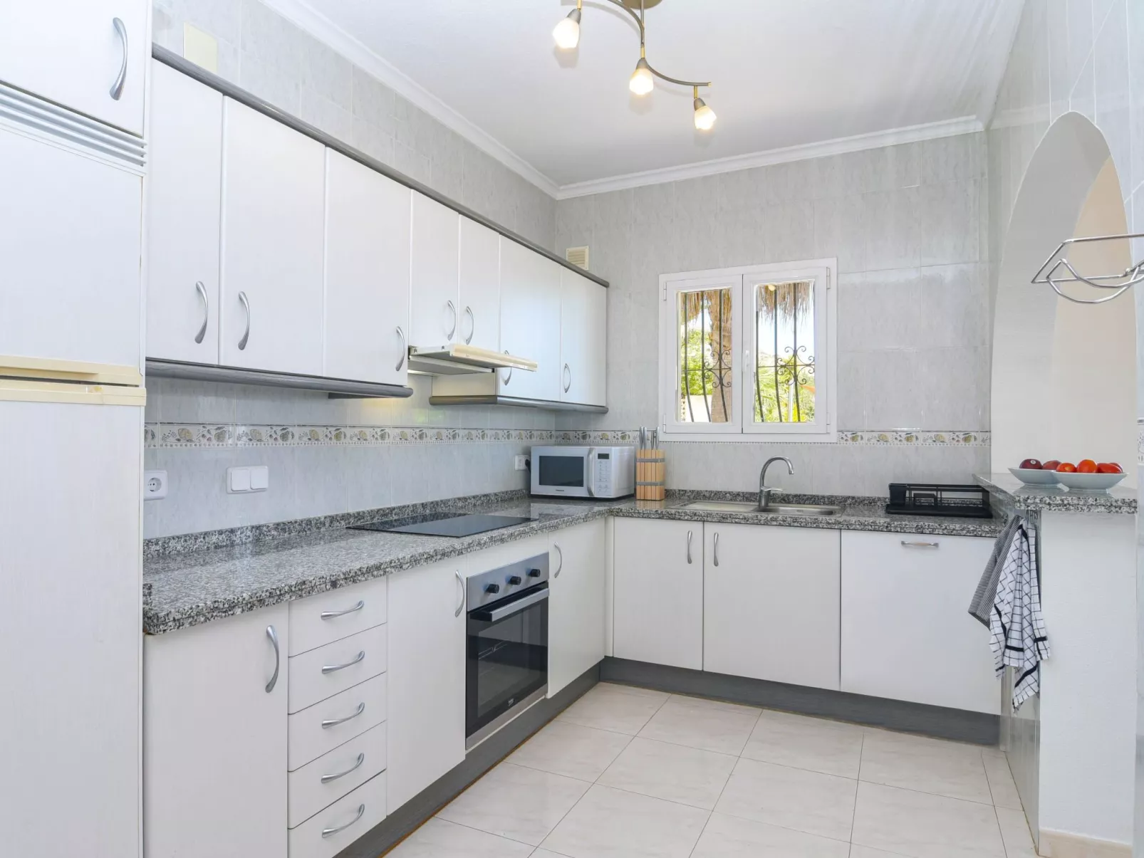 Ferienvilla 'La Perla Moraira-Binnen