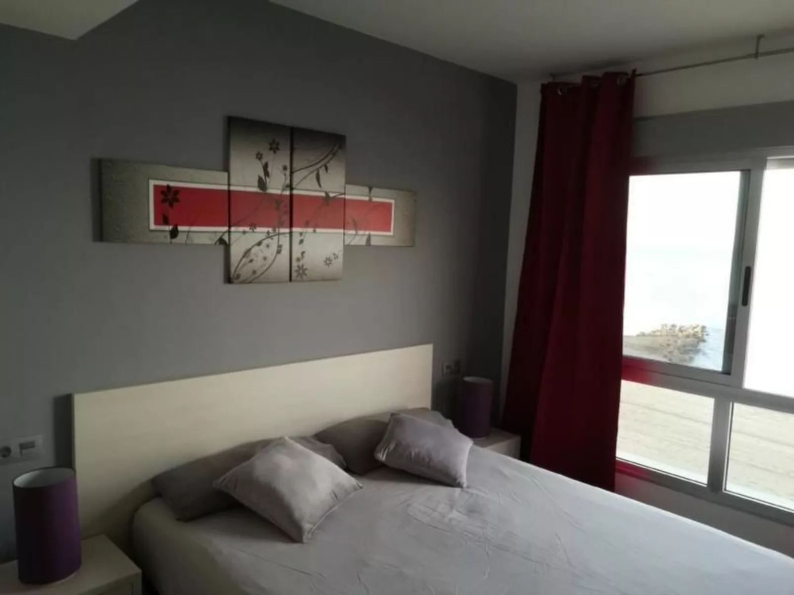 Mit Gemeinschaftspool-Binnen