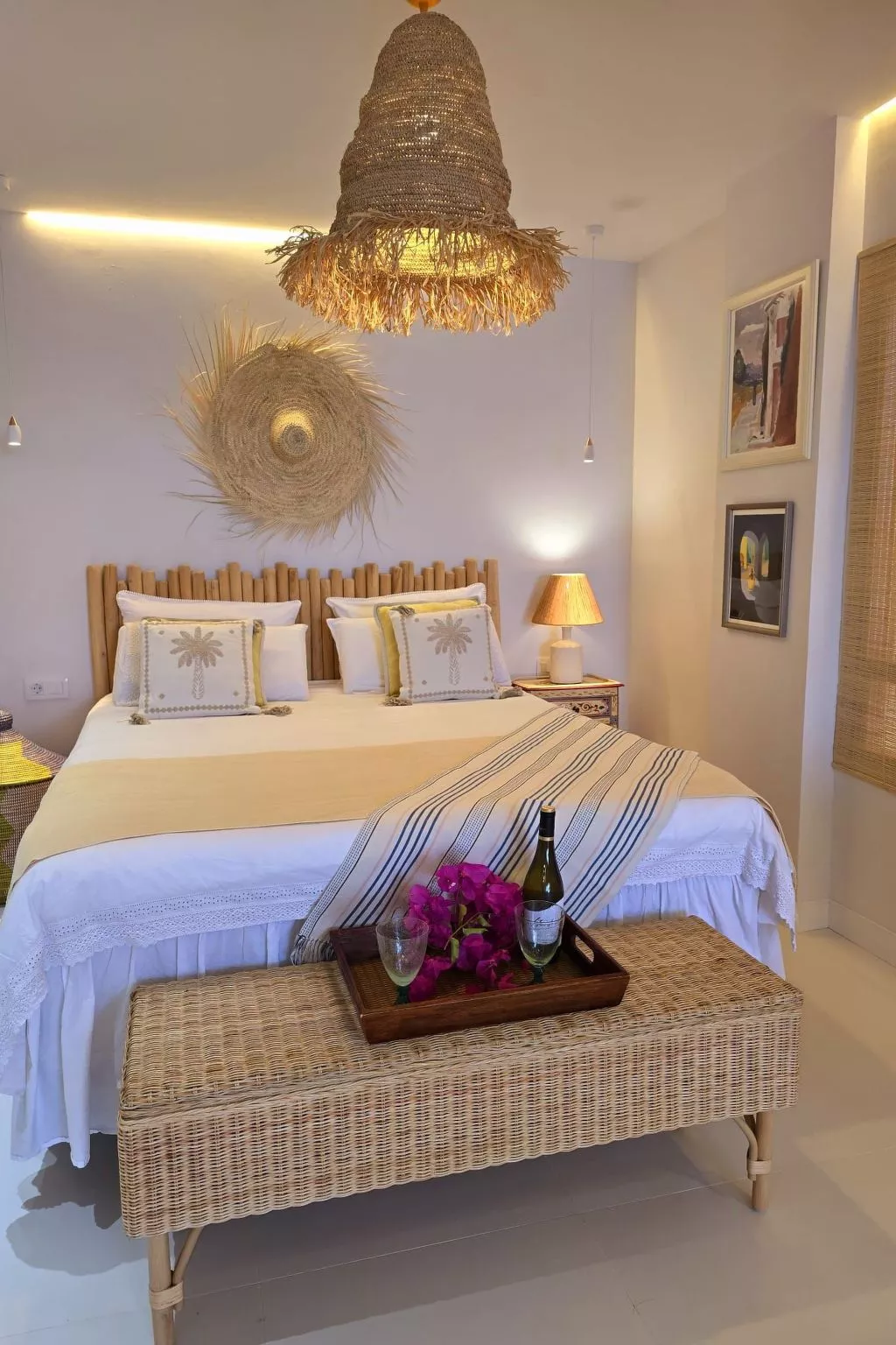 Luxuriöser Rückzugsort mit direktem Meerzugang und Pool-Image-tags.info