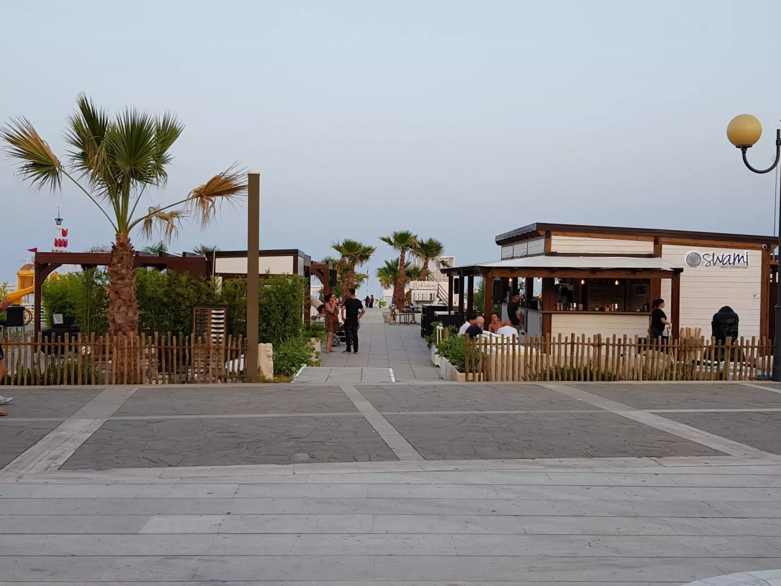 Wohnung 'Artemide' mit Infinity-Pool-Buiten