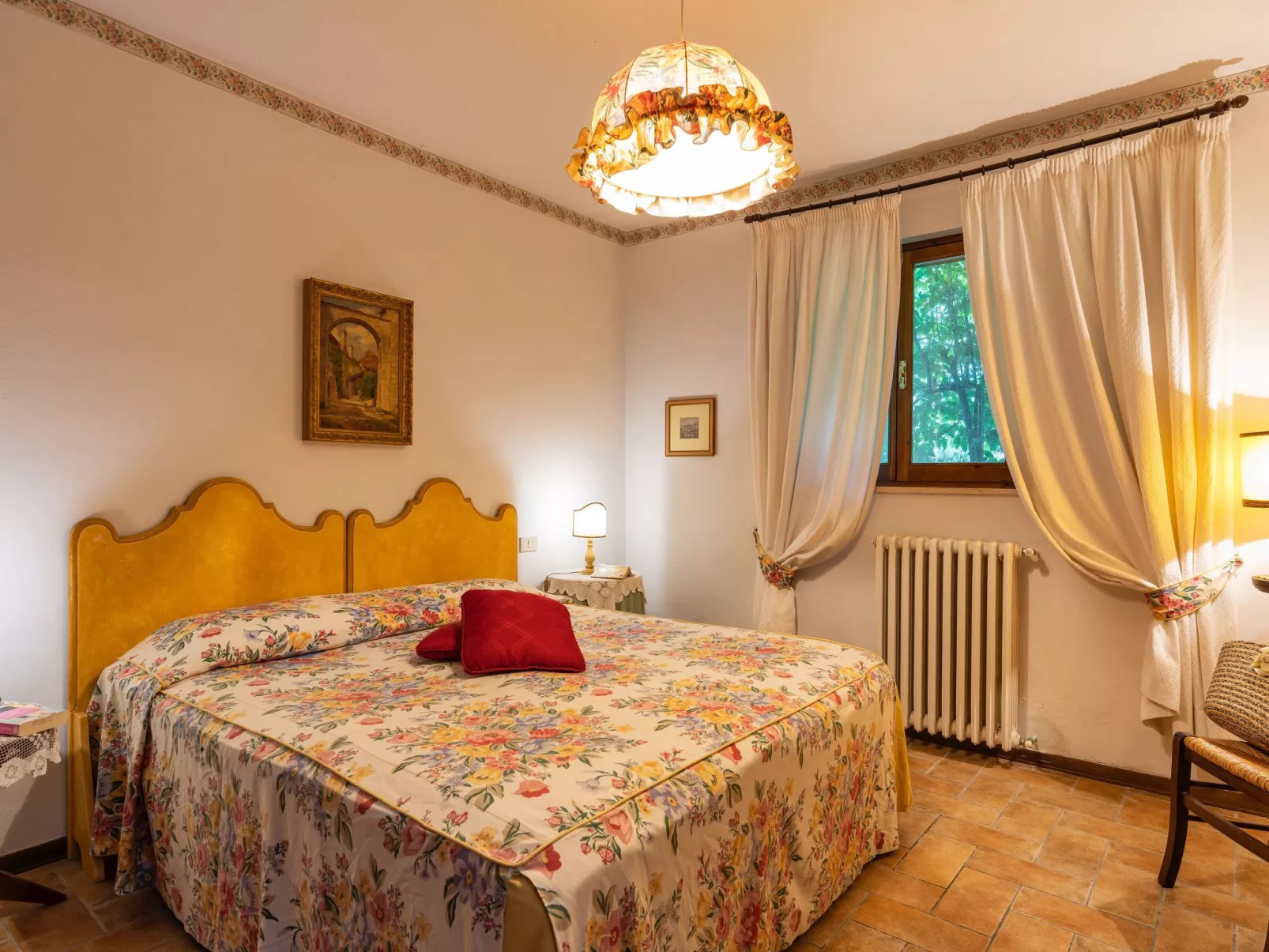 Wohnung in einem Ferienhaus mit Schwimmbad im Herzen der Toskana.-Binnen