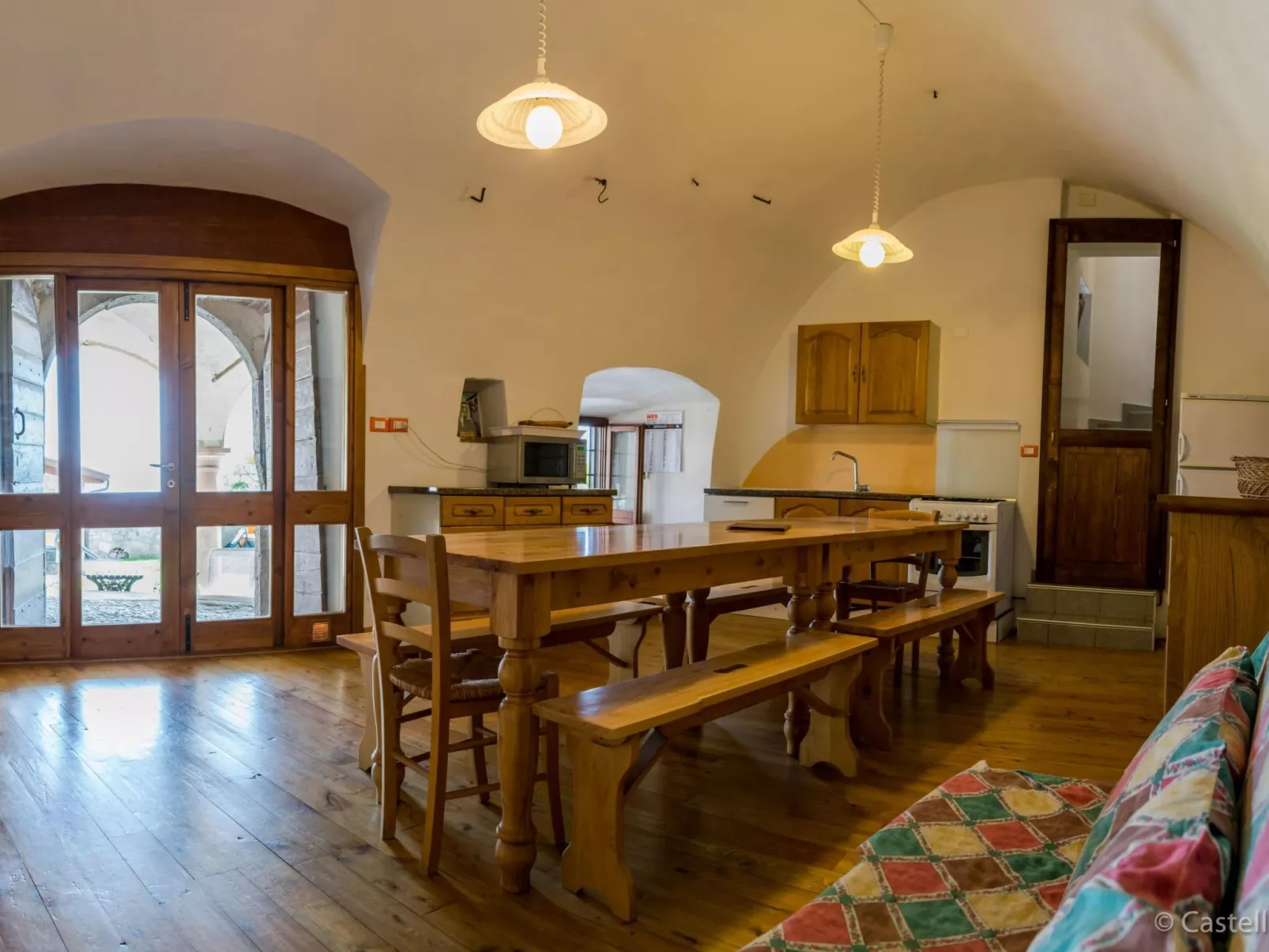 Dreistöckiges Apartment in einem historischen Gebäude-Image-tags.info