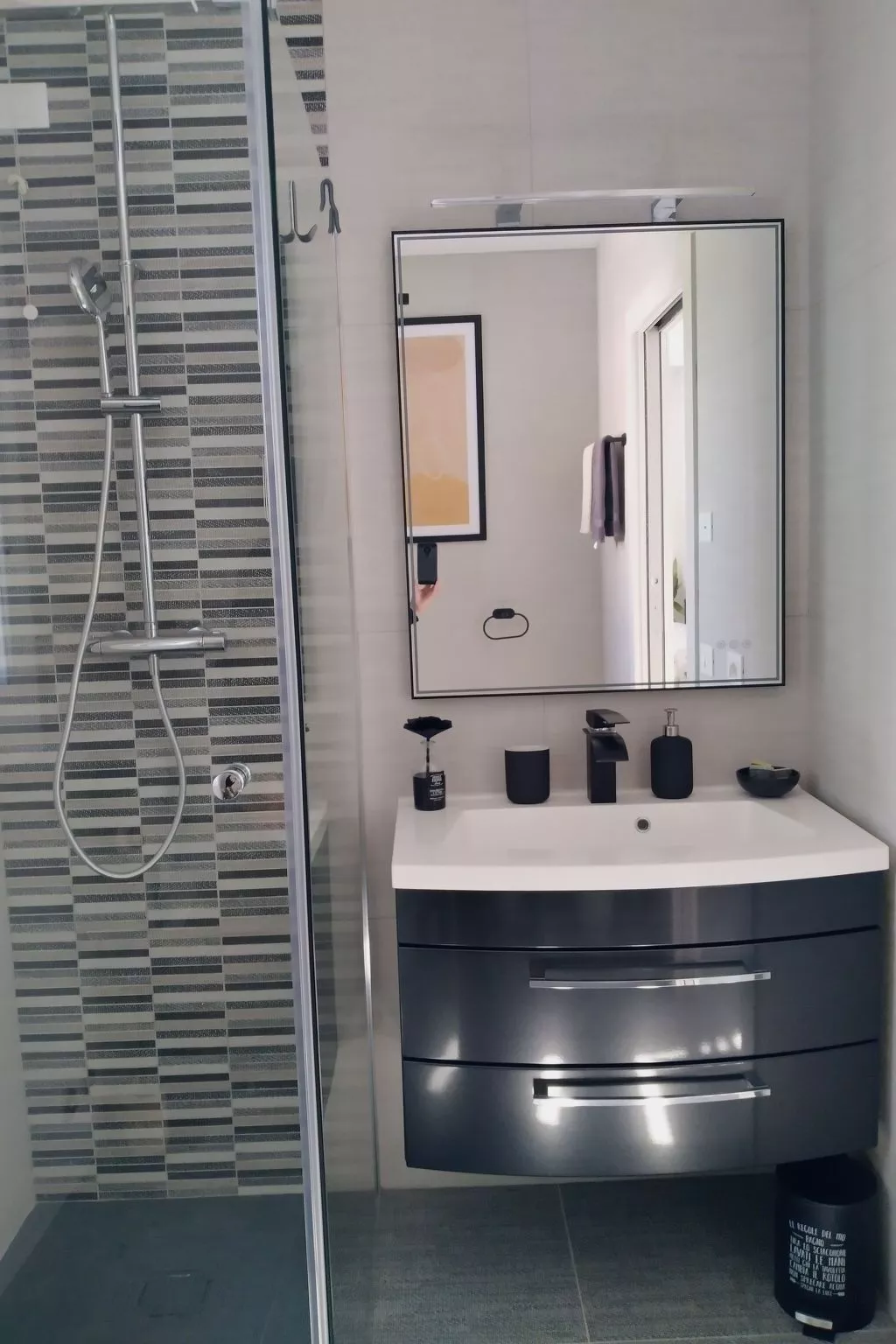 Wunderschönes Ferienhaus mit Pool und 360° Blick-Binnen