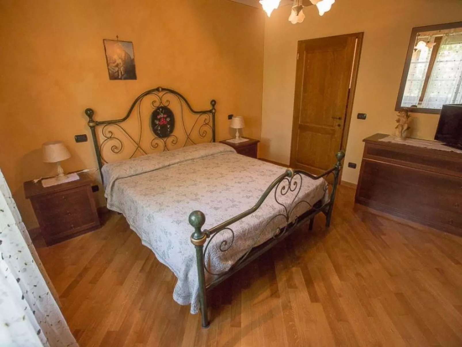 Villa mit privatem Pool zwischen Umbrien und der Toskana-Image-tags.info