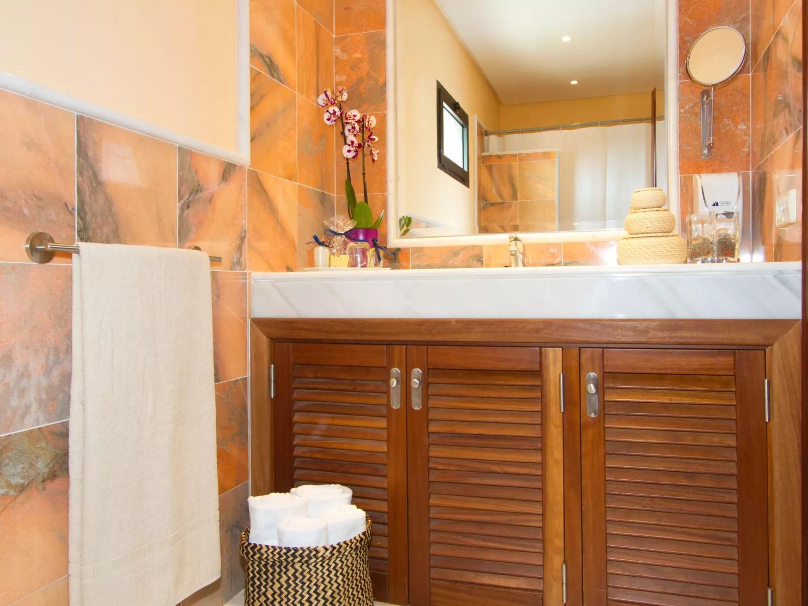 Charmantes Ferienhaus in Yaiza mit Privatem Pool-Binnen