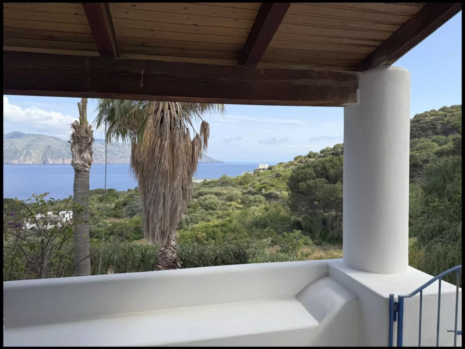 Villa in Panoramasprache, nur wenige Minuten vom Meer entfernt