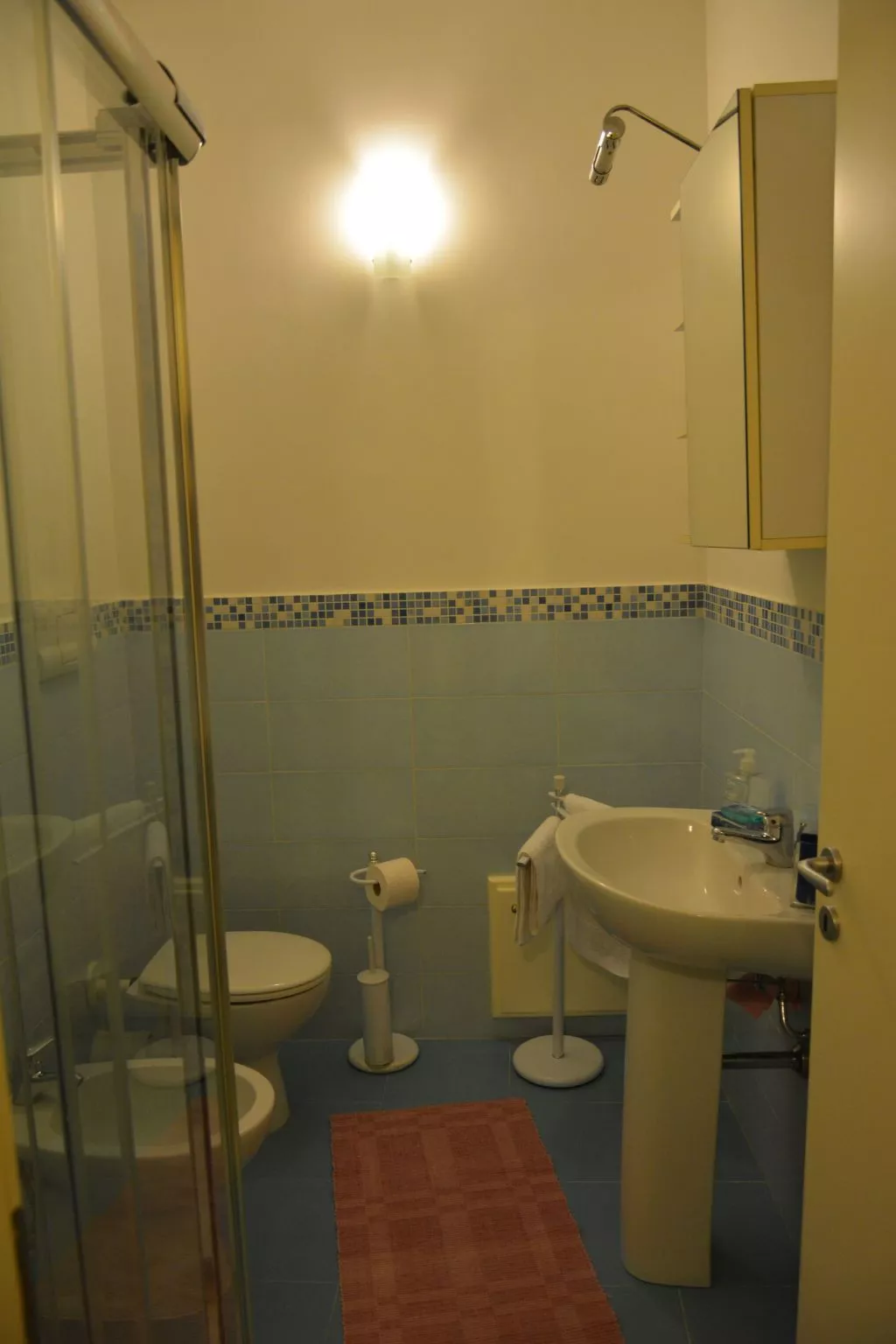 Wohnung mit Balkon-Binnen