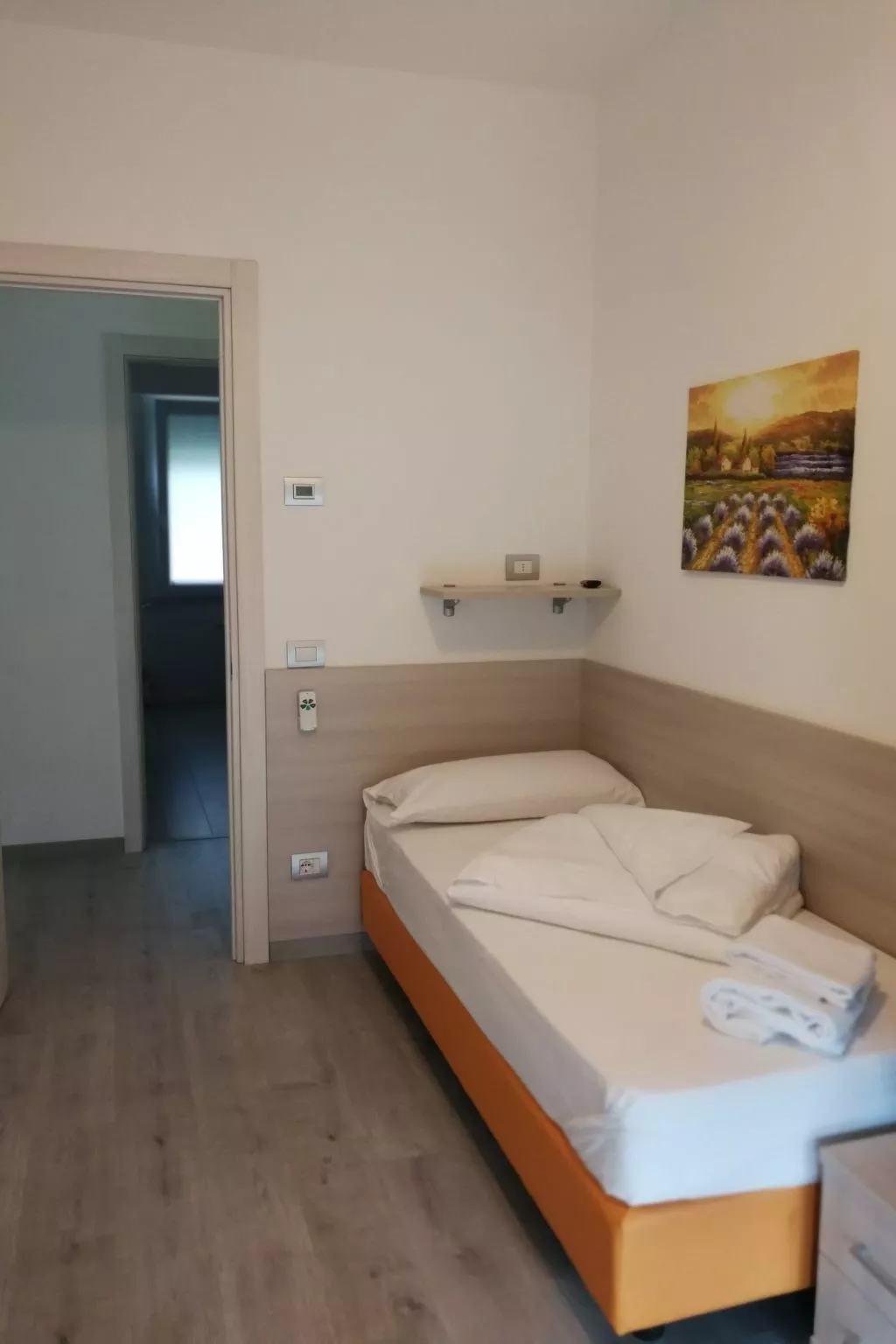 Freistehendes Einzelhaus-Binnen