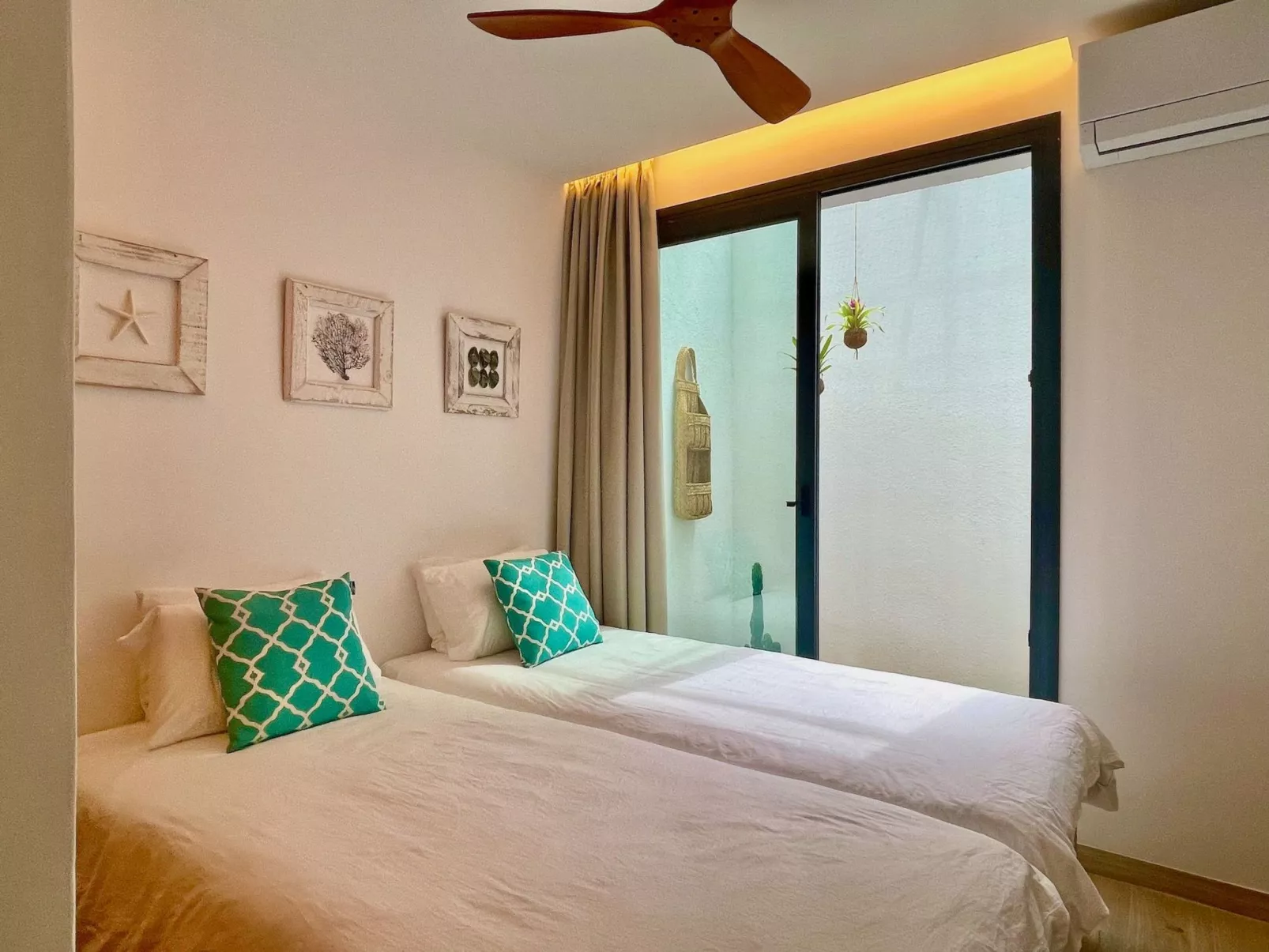 Villa Joie de Vivre - Geräumige Luxusvilla zur Miete-Image-tags.info