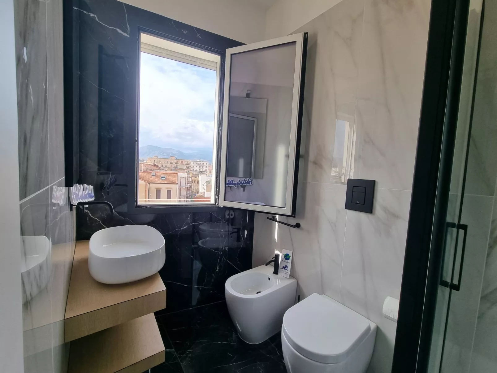 MaXelA Penthouse by Holiday World-Image-tags.info