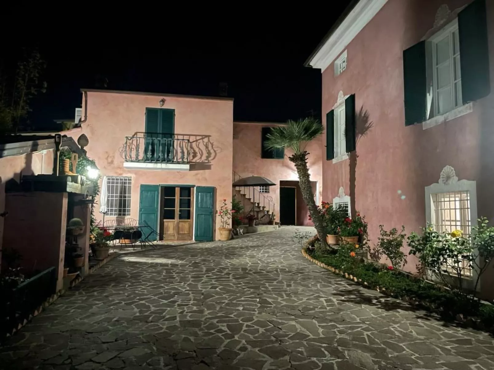 'Villa Lorien' mit Wasserblick-Image-tags.info