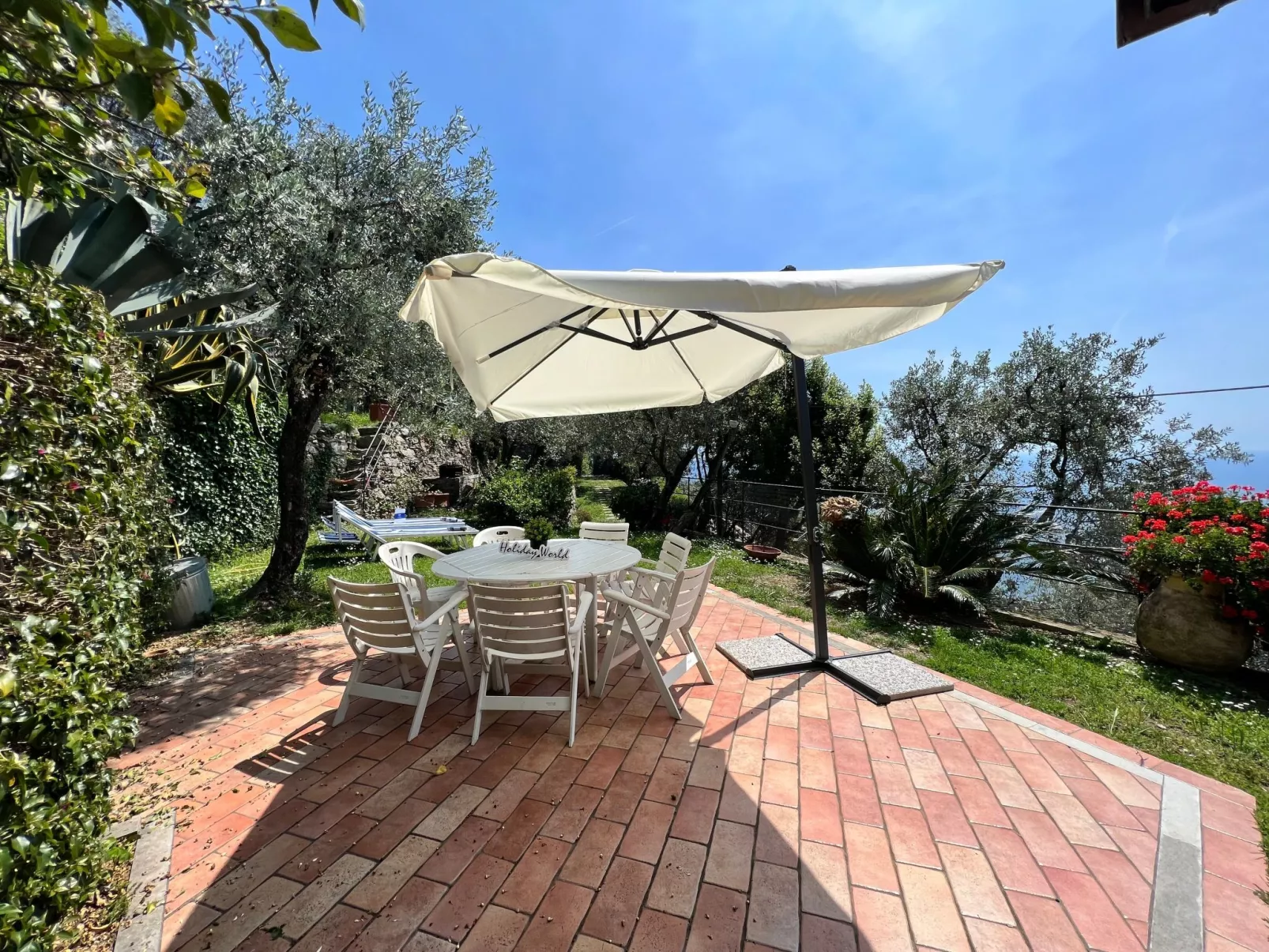 Gemütliche, helle Ferienwohnung Leda-Buiten