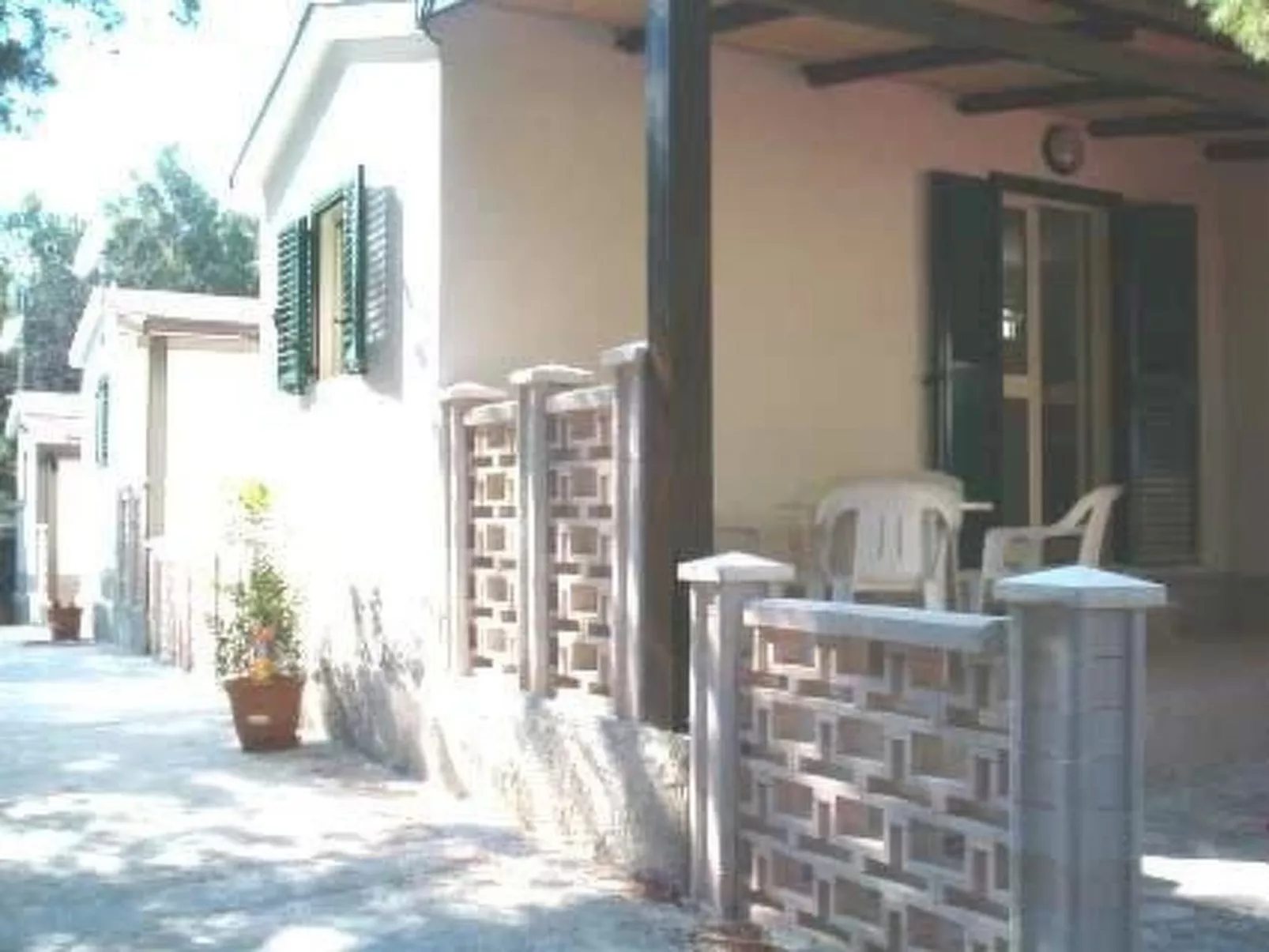 Orchideen-Ferienwohnung mit überdachter Veranda-Image-tags.info