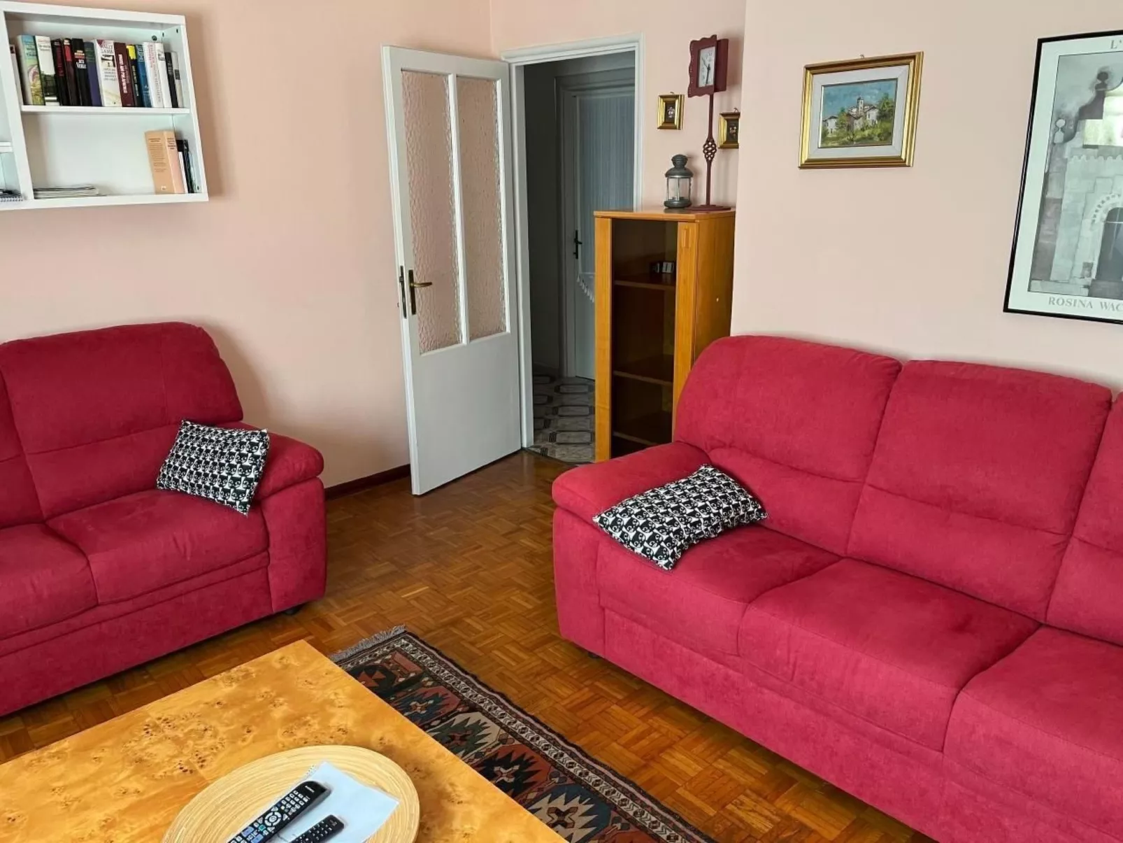 Wohnung Annetta mit Sicht auf See und Berge 75 m²-Binnen