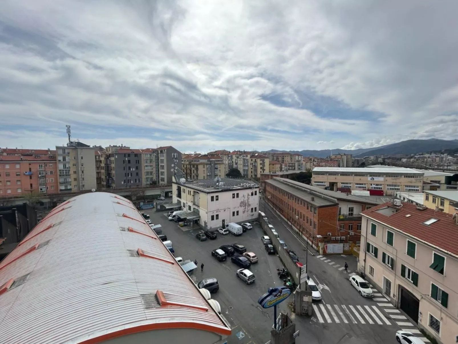 Il Cielo Con Un Dito by Holiday World-Buiten