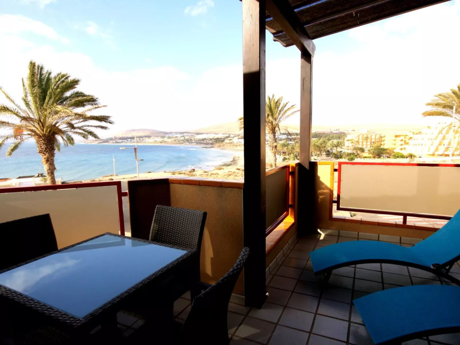 "Panorama" mit Wasserblick-Buiten