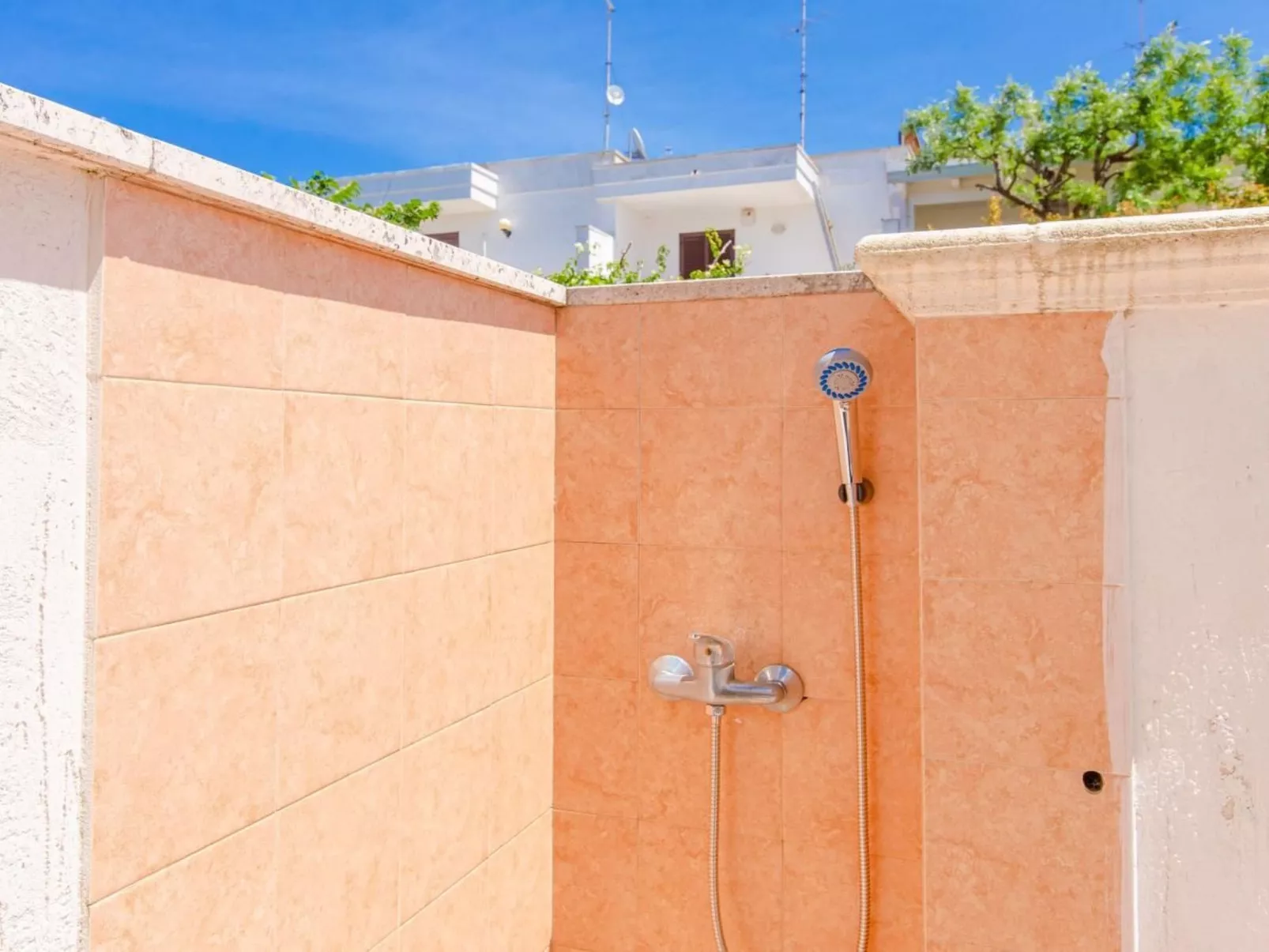 Villa Mezza Luna am Meer in Apulien-Image-tags.info