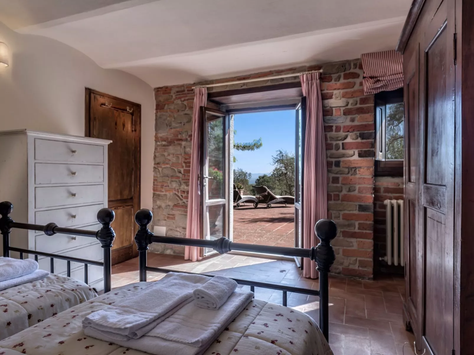 Landgut "Podere Vecciale-Binnen