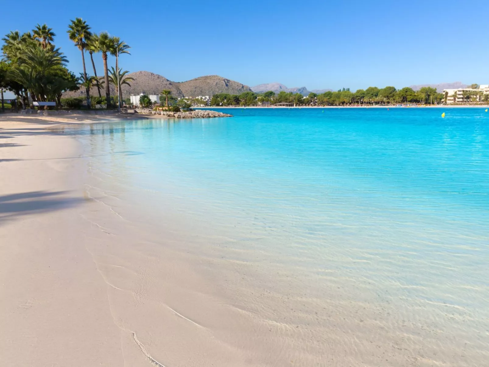 "Voramar Baix" mit Terrasse-Image-tags.info