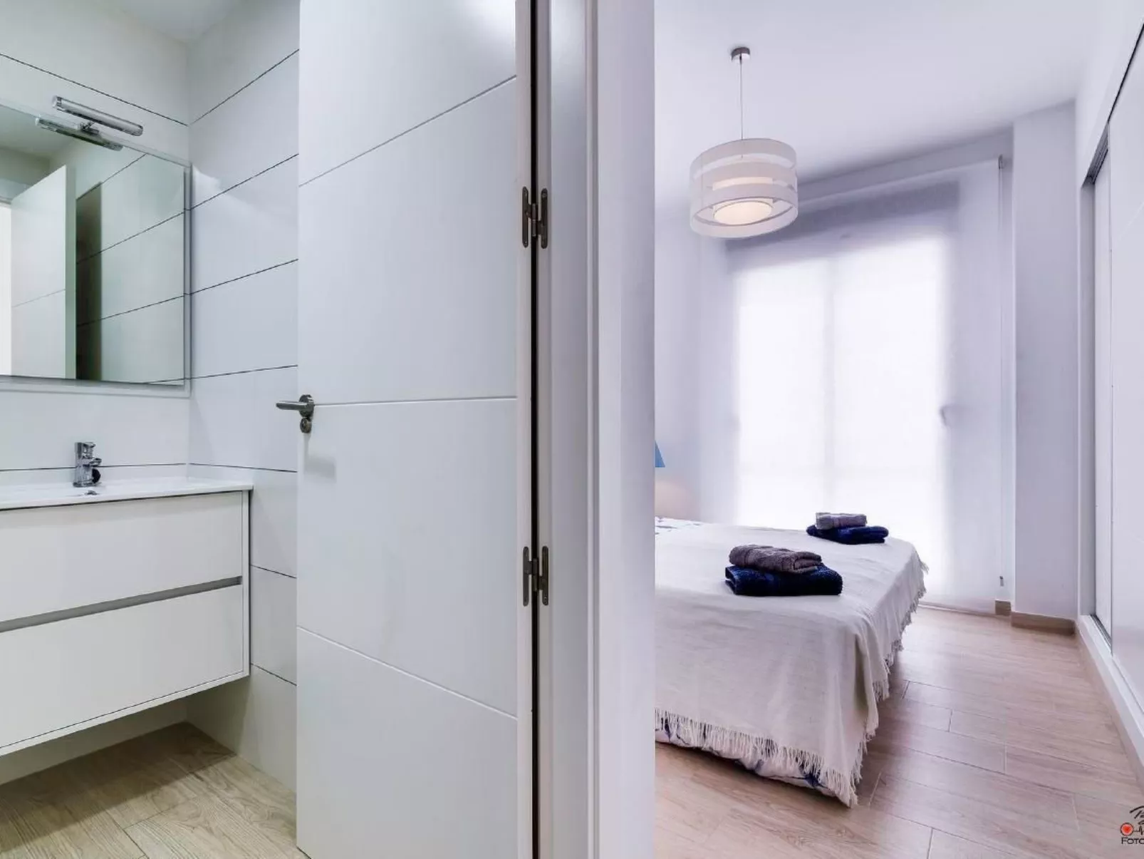 "Pinada Beach" mit Schwimmbad-Binnen