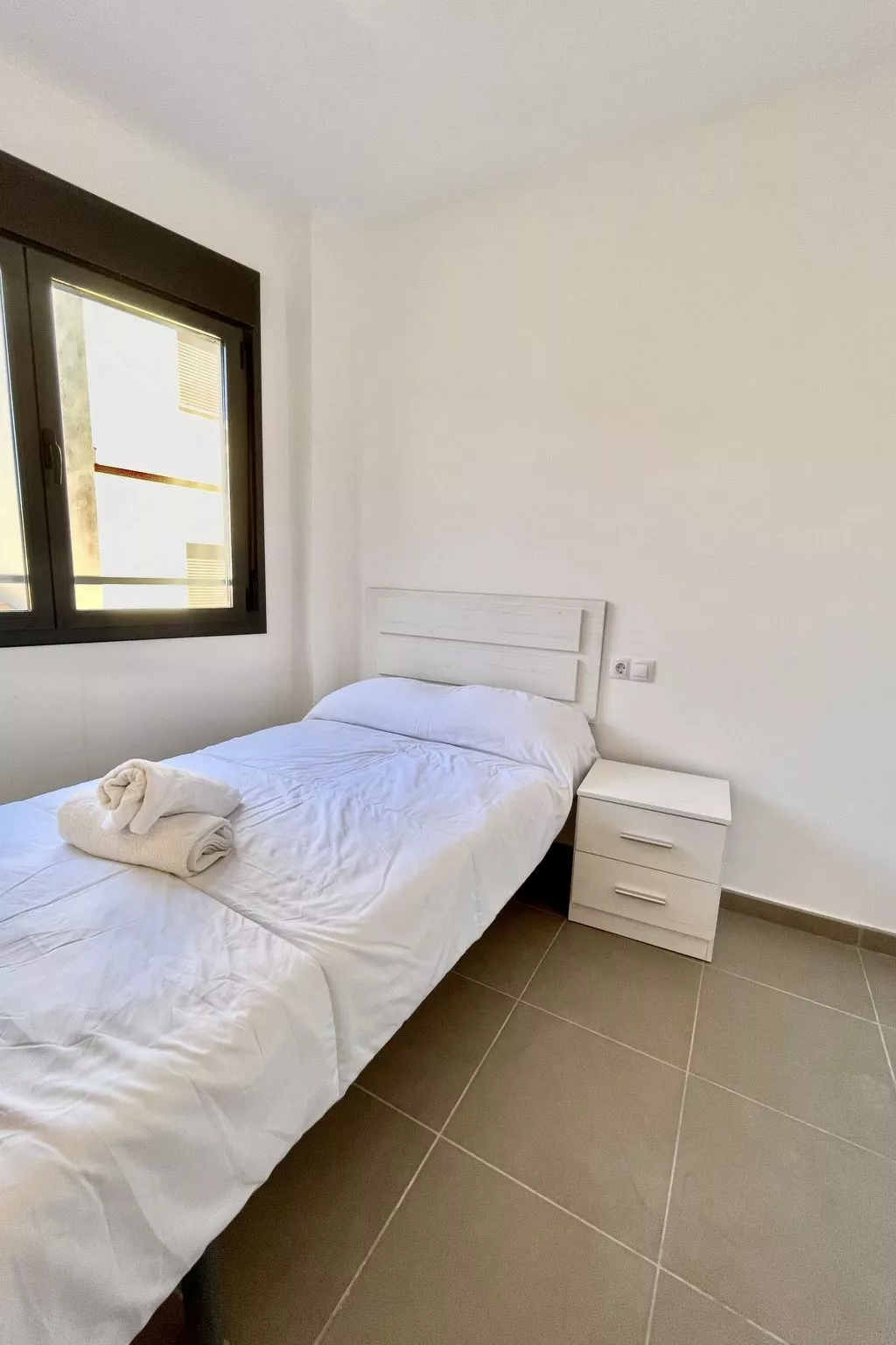 Aprt los Molinos Bajo C, Lucena del Cid Ref 048-Image-tags.info