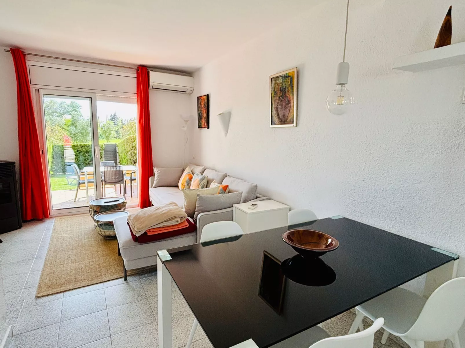 Casa Fluvià mit Gemeinschaftspool-Image-tags.info