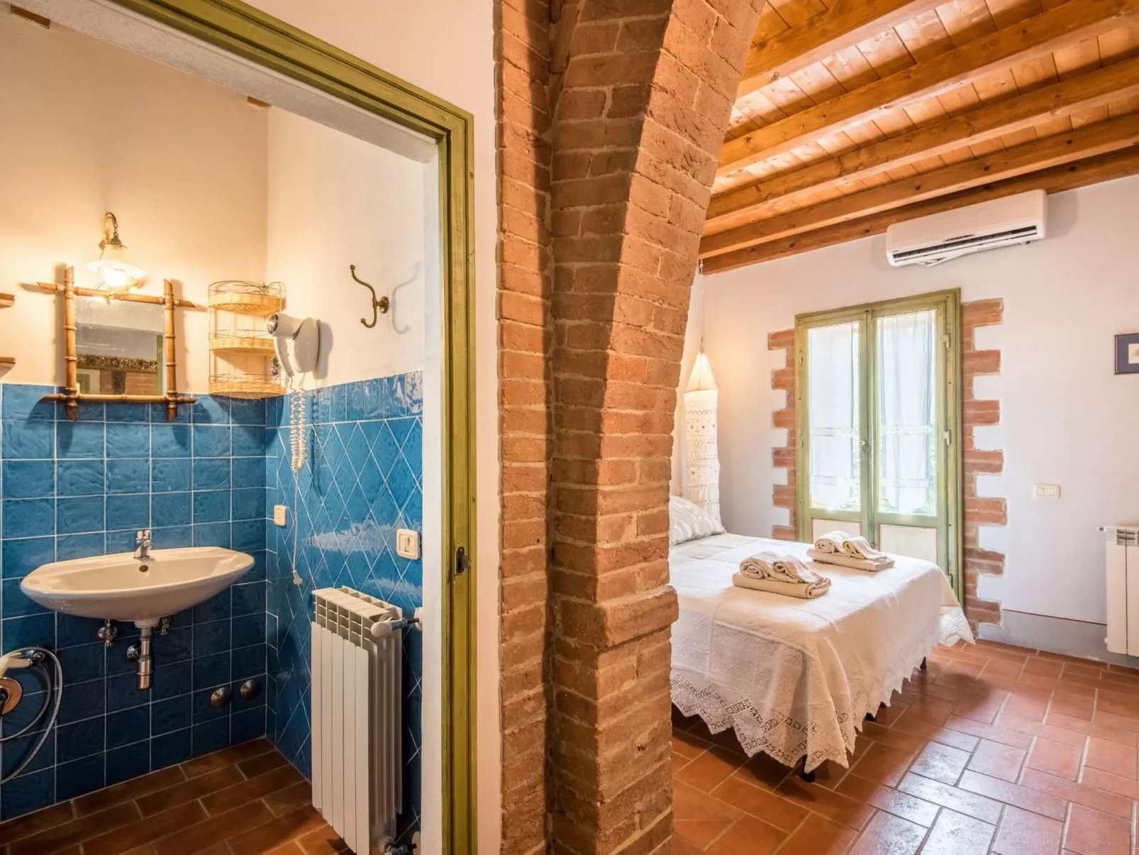 Villa "Villa La Fornace"-Image-tags.info