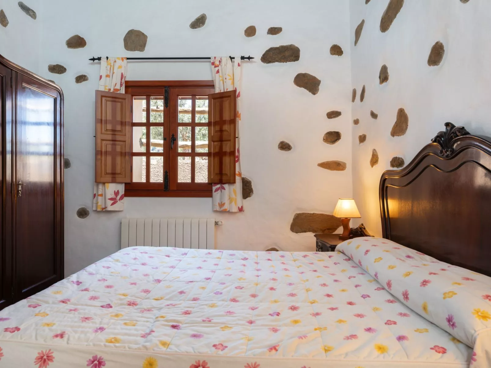 Kanarische Finca mit Pool und herrlicher Aussicht-Binnen